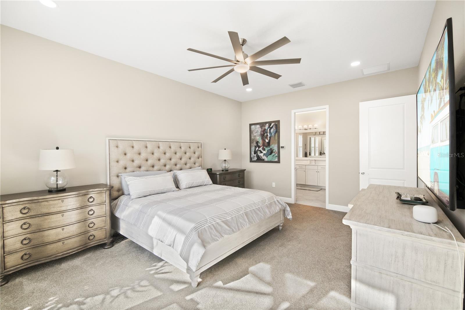 Image 17 of 54 For 8083 Waterbend Trail