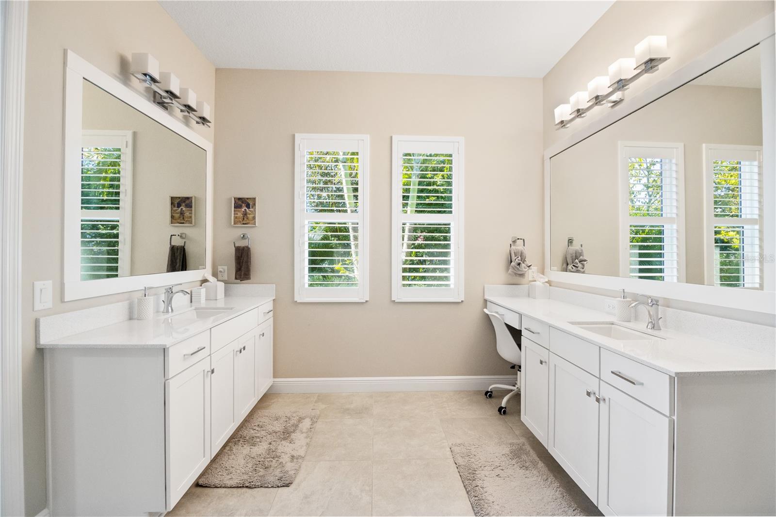 Image 19 of 54 For 8083 Waterbend Trail