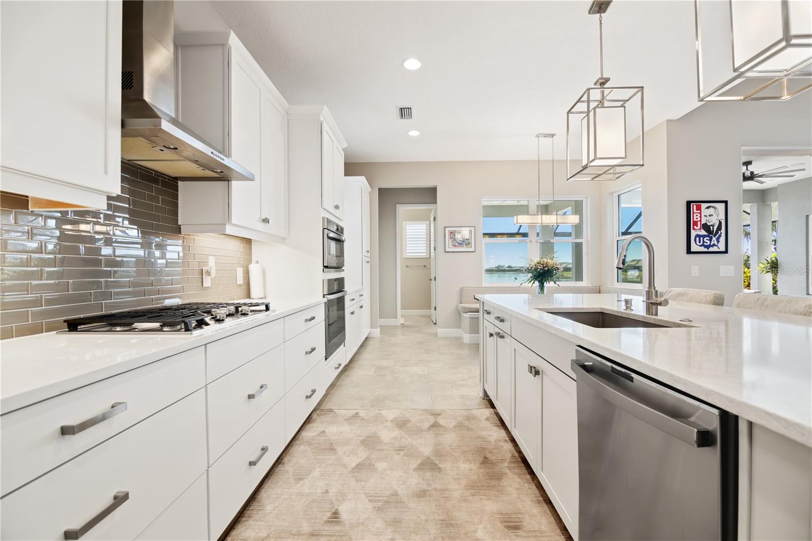 Image 37 of 54 For 8083 Waterbend Trail