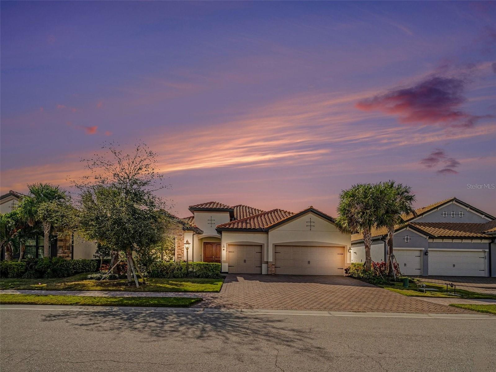 Image 2 of 36 For 7032 Highgate Lane