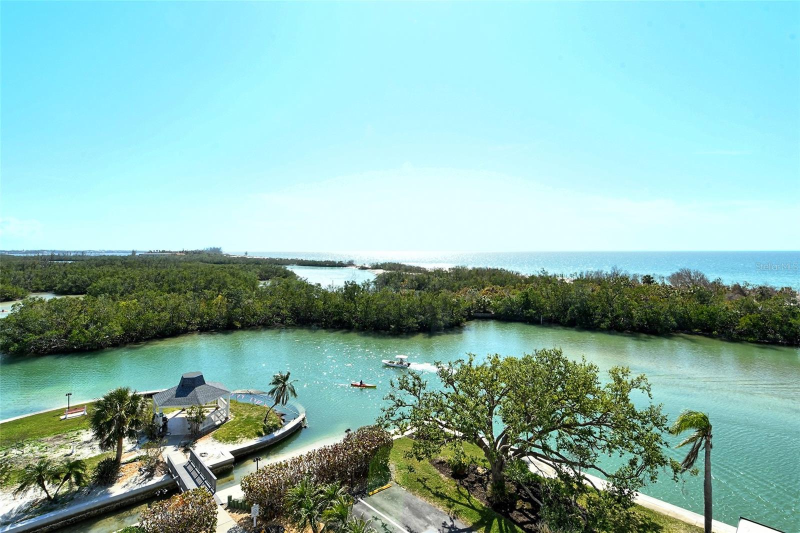 Image 4 of 51 For 9397 Midnight Pass Road 603