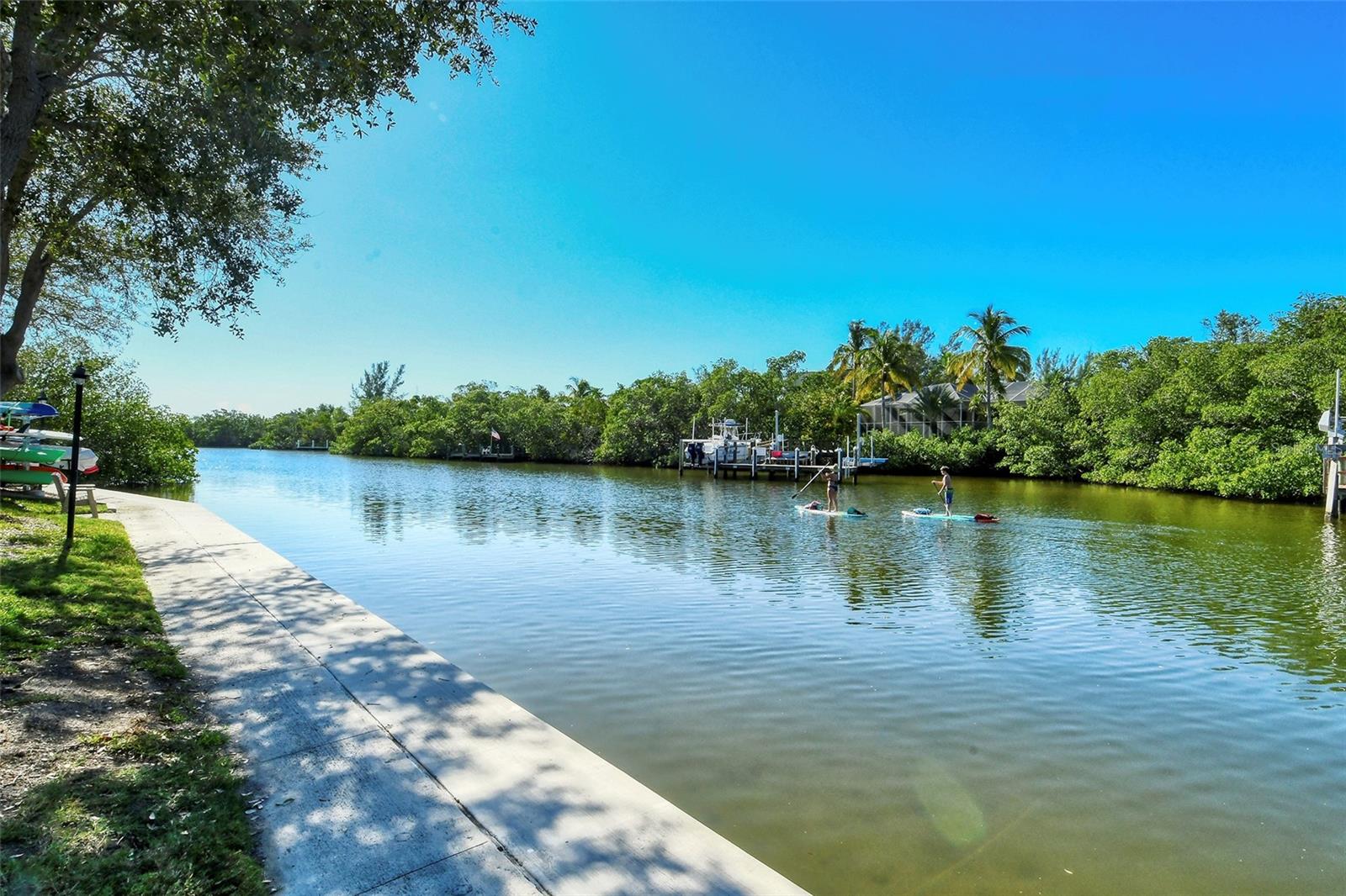 Image 42 of 51 For 9397 Midnight Pass Road 603