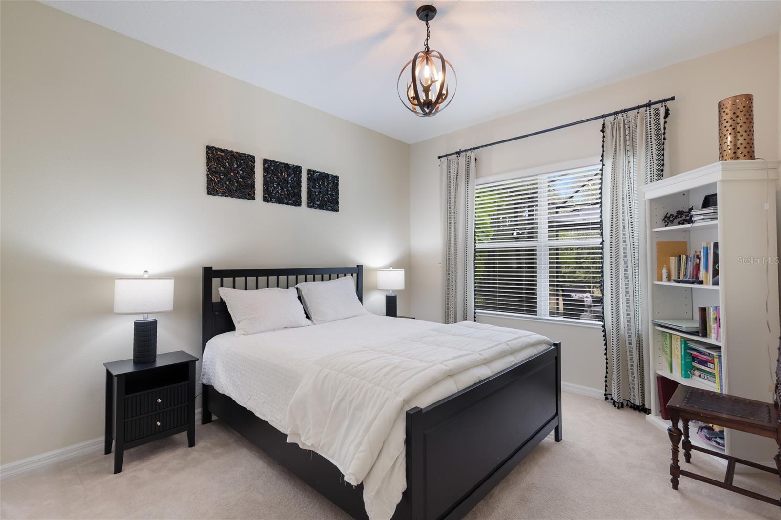 Image 19 of 74 For 12026 Forest Park Circle