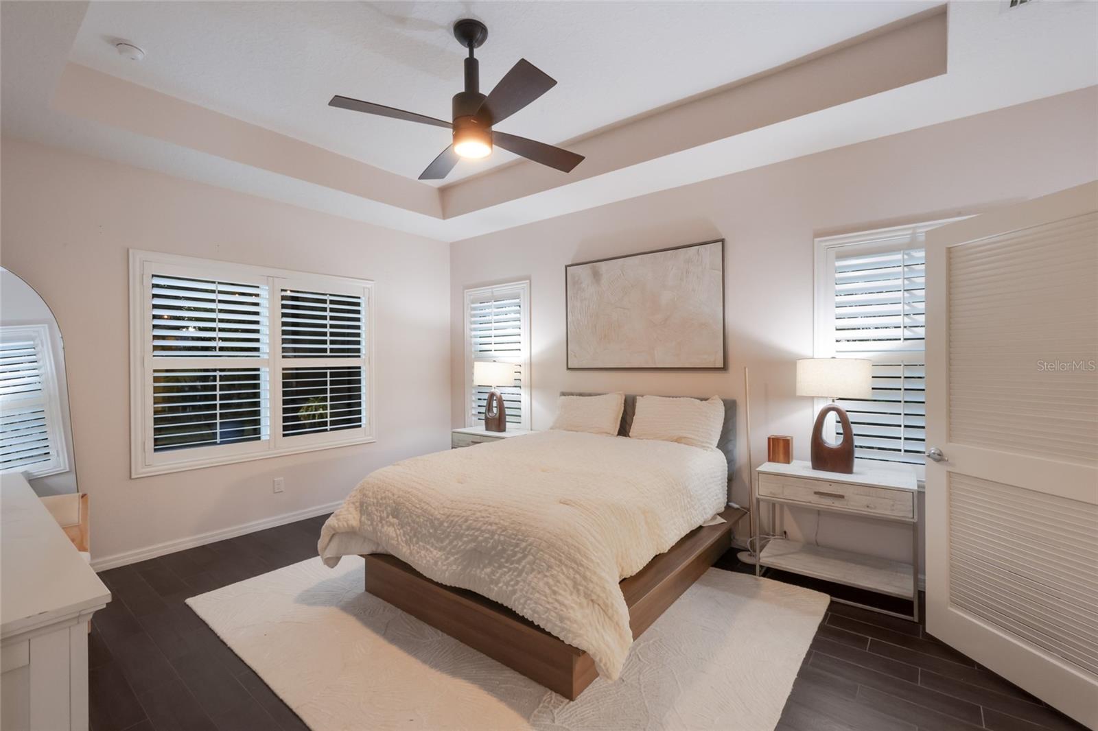 Image 20 of 74 For 12026 Forest Park Circle