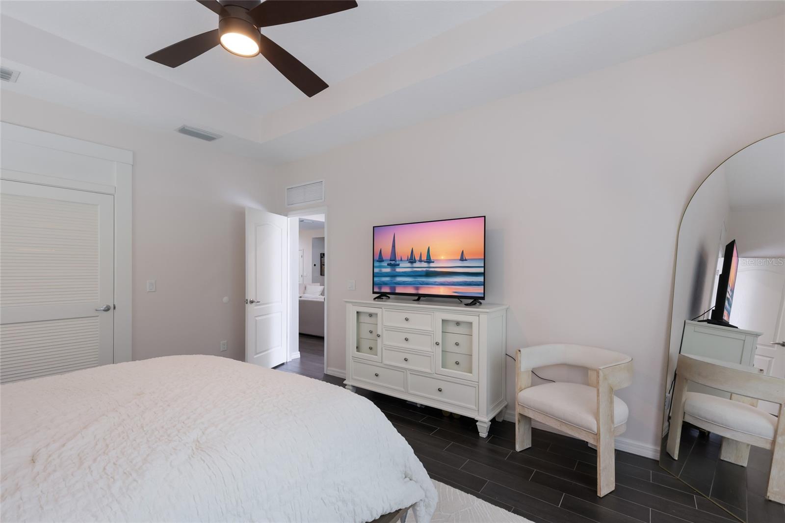 Image 22 of 74 For 12026 Forest Park Circle