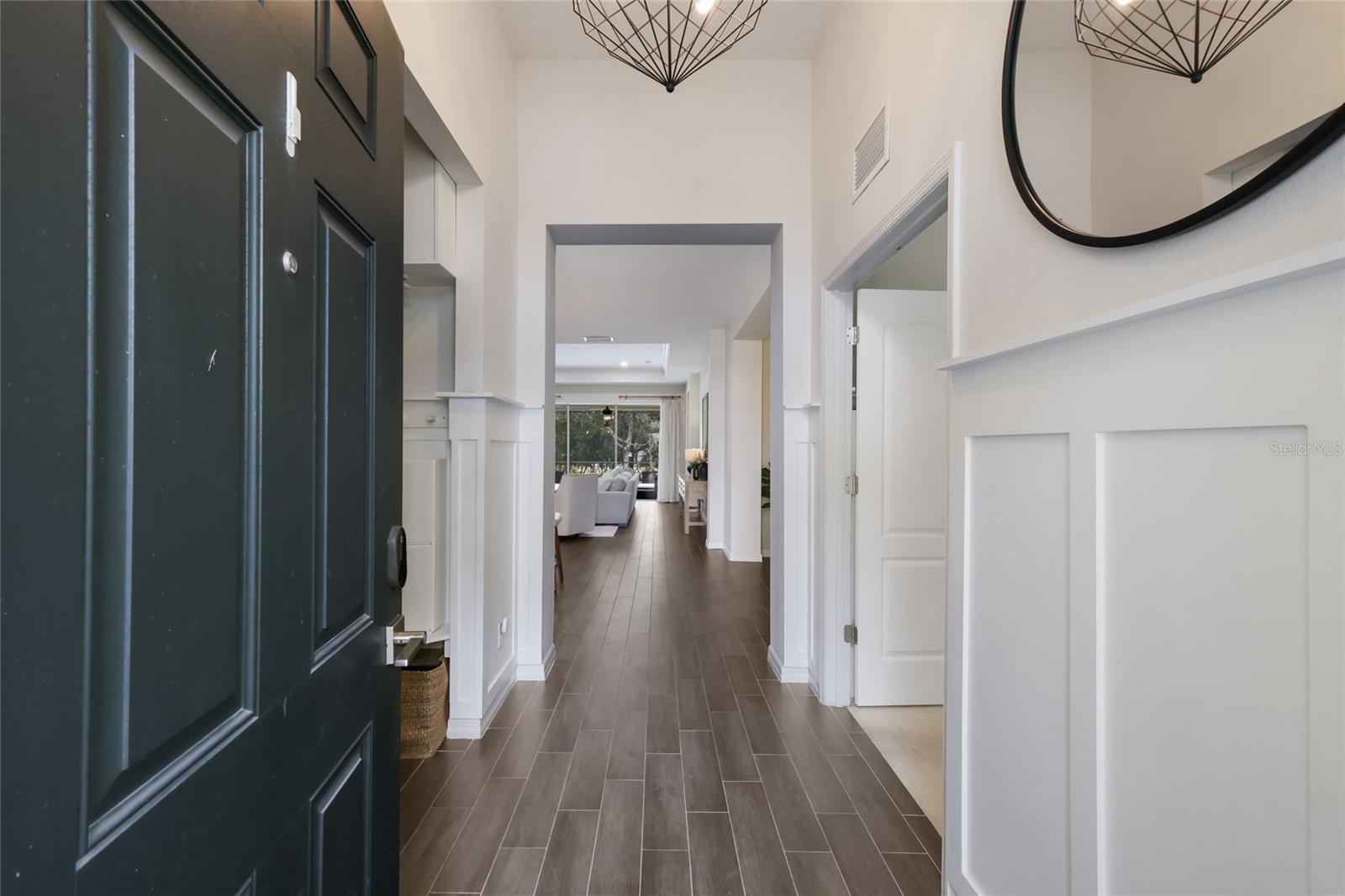 Image 4 of 74 For 12026 Forest Park Circle