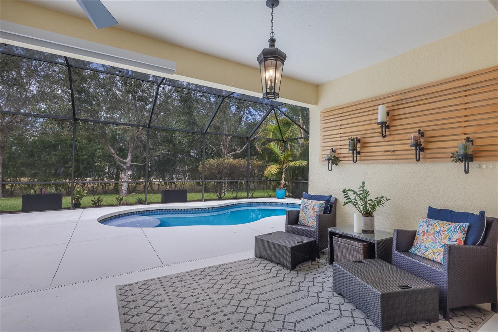 Image 43 of 74 For 12026 Forest Park Circle