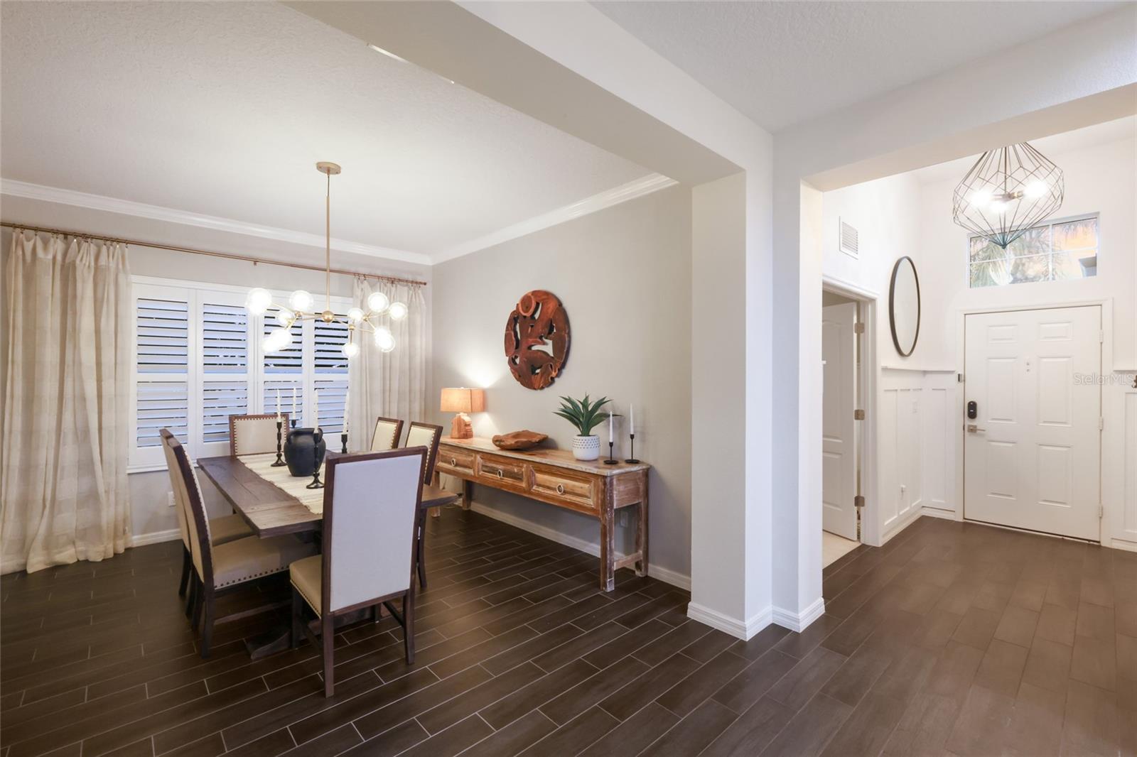 Image 7 of 74 For 12026 Forest Park Circle