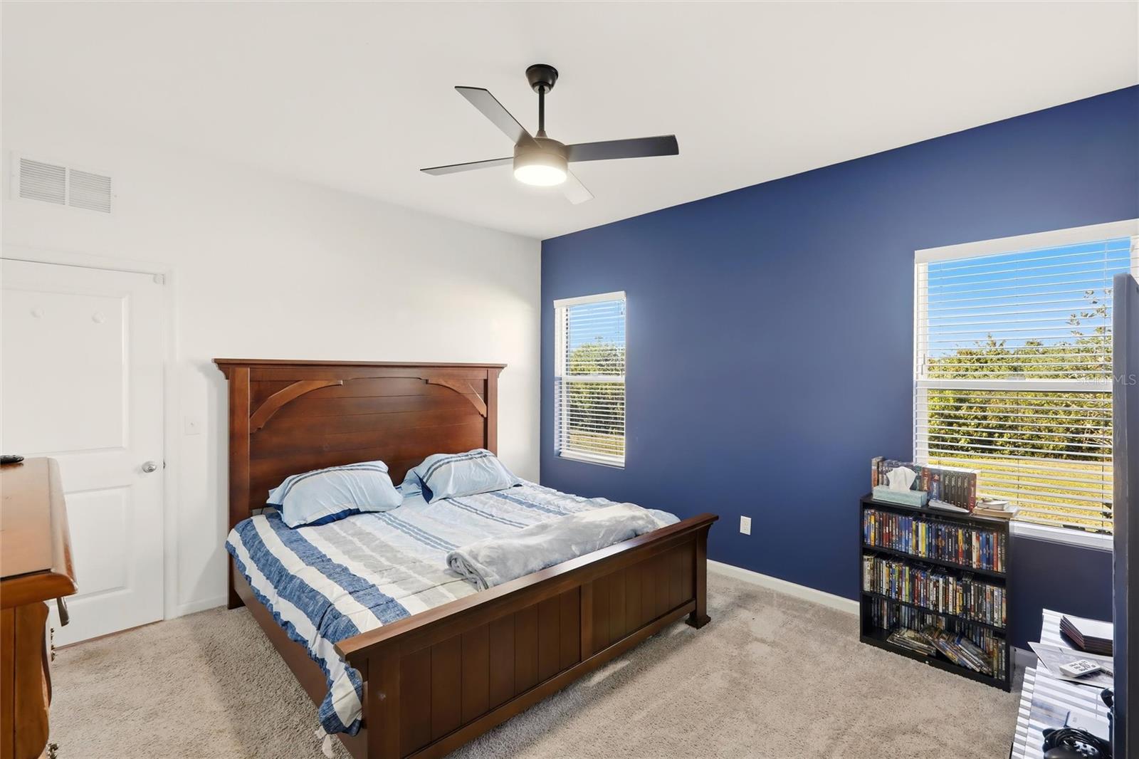 Image 14 of 40 For 768 Sunlit Coral Street