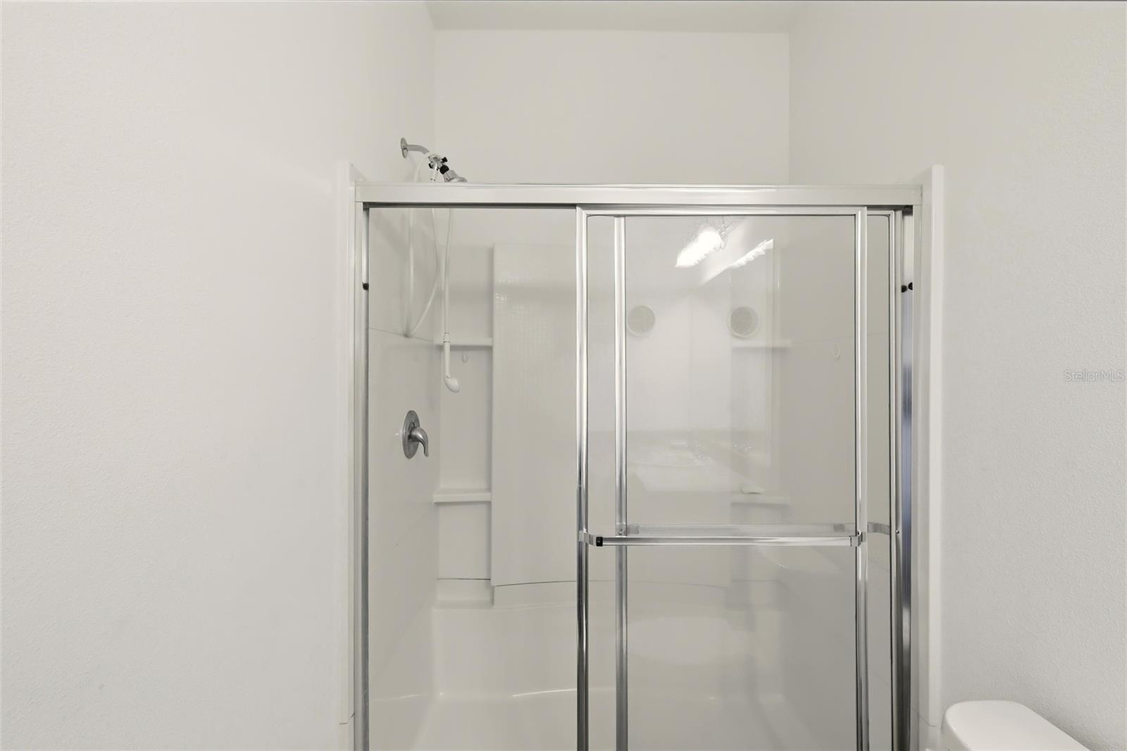 Image 17 of 40 For 768 Sunlit Coral Street