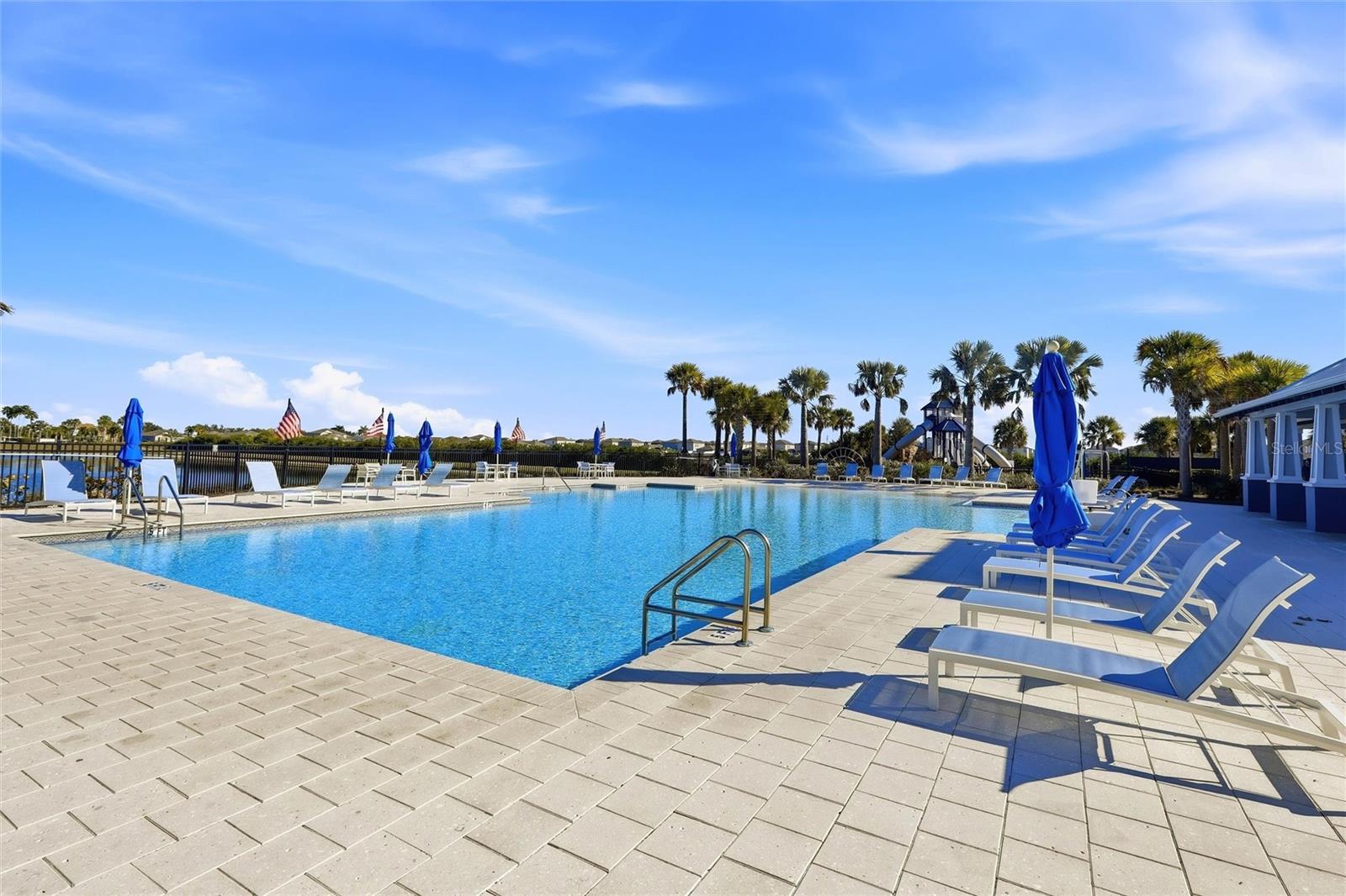 Image 32 of 40 For 768 Sunlit Coral Street