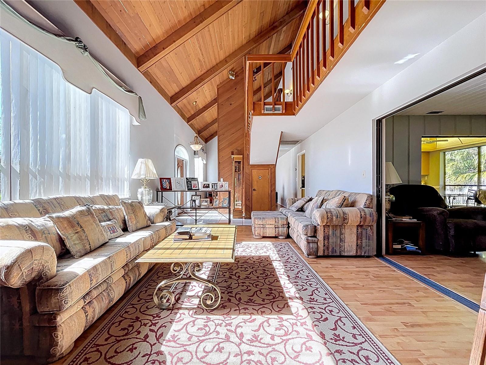 Image 19 of 71 For 7404 15th Avenue Nw