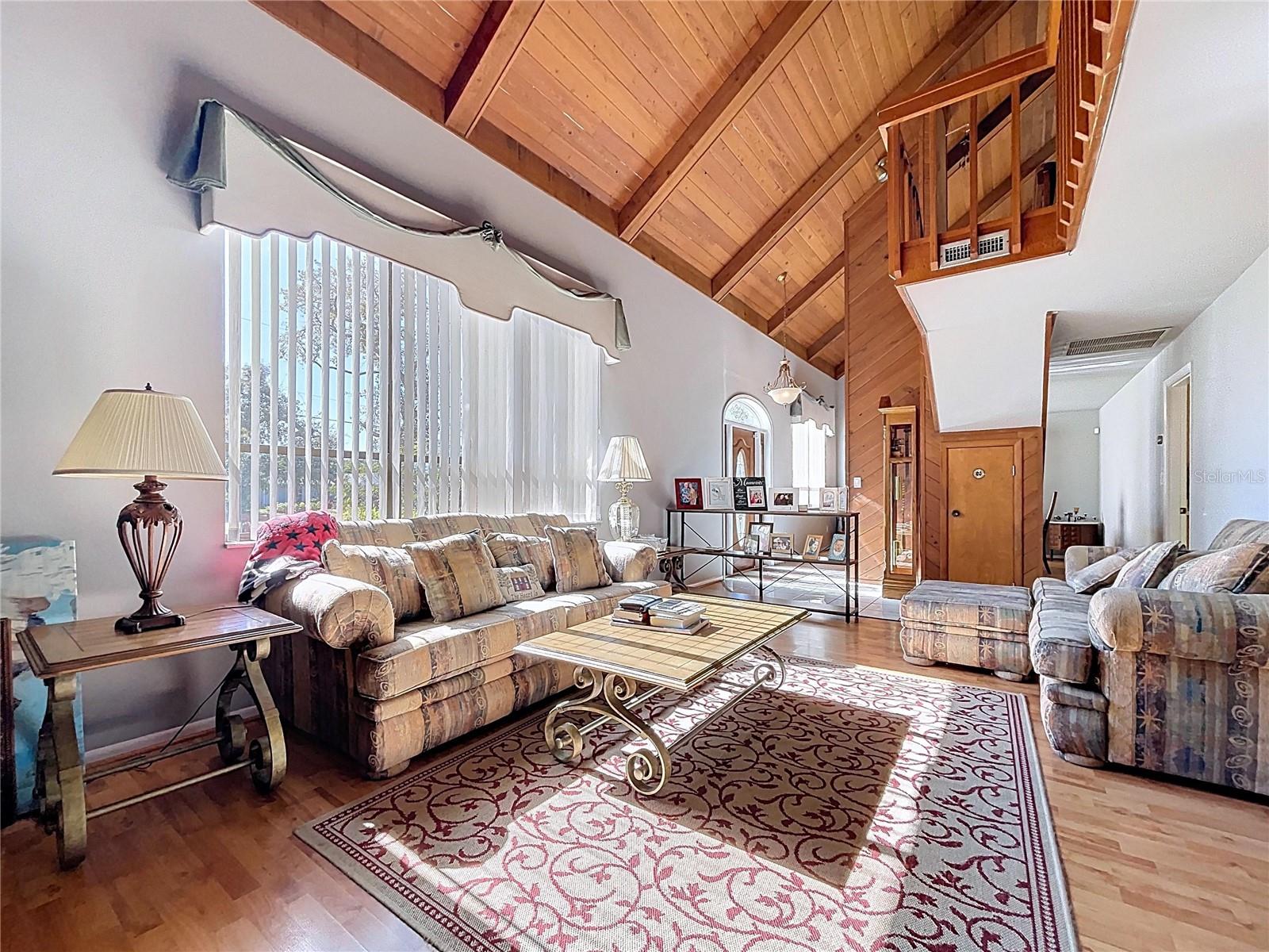 Image 21 of 71 For 7404 15th Avenue Nw