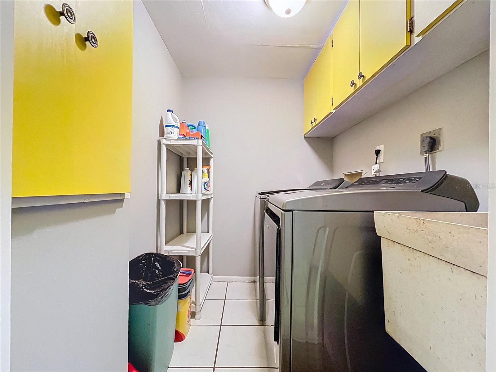 Image 37 of 71 For 7404 15th Avenue Nw