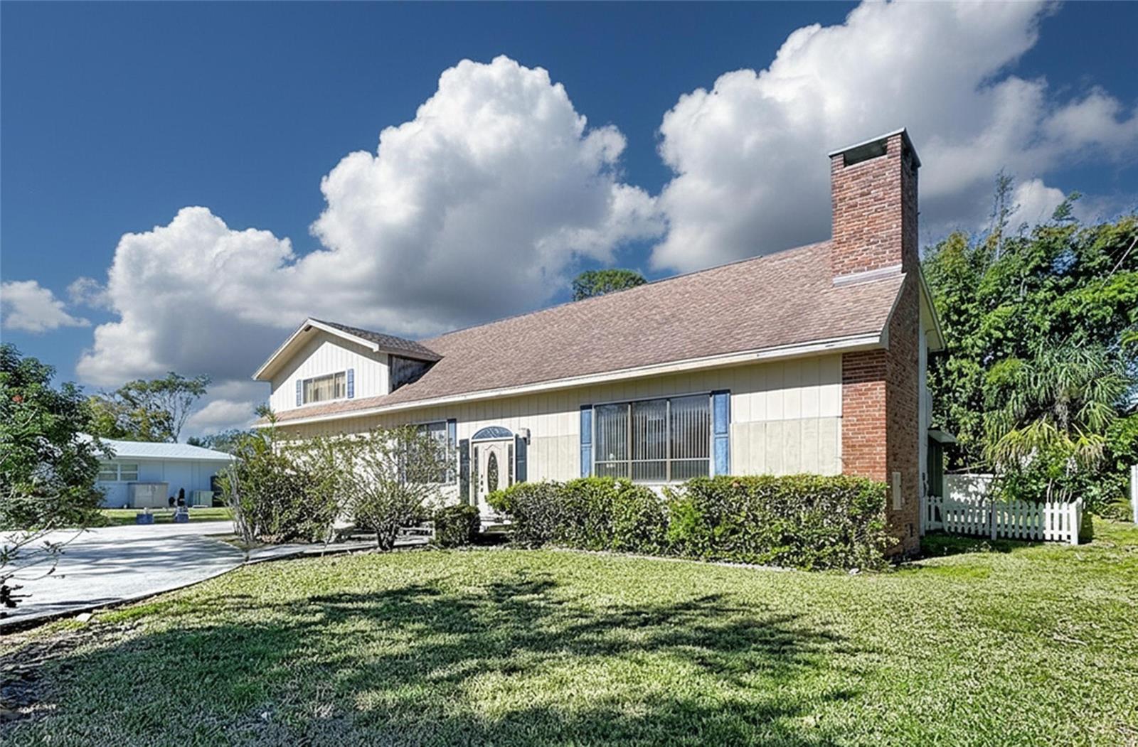 Image 5 of 71 For 7404 15th Avenue Nw