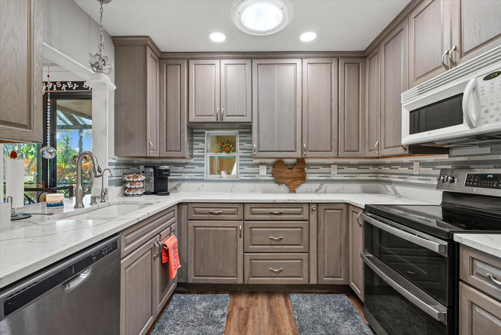 Image 15 of 60 For 2506 Songbird Lane