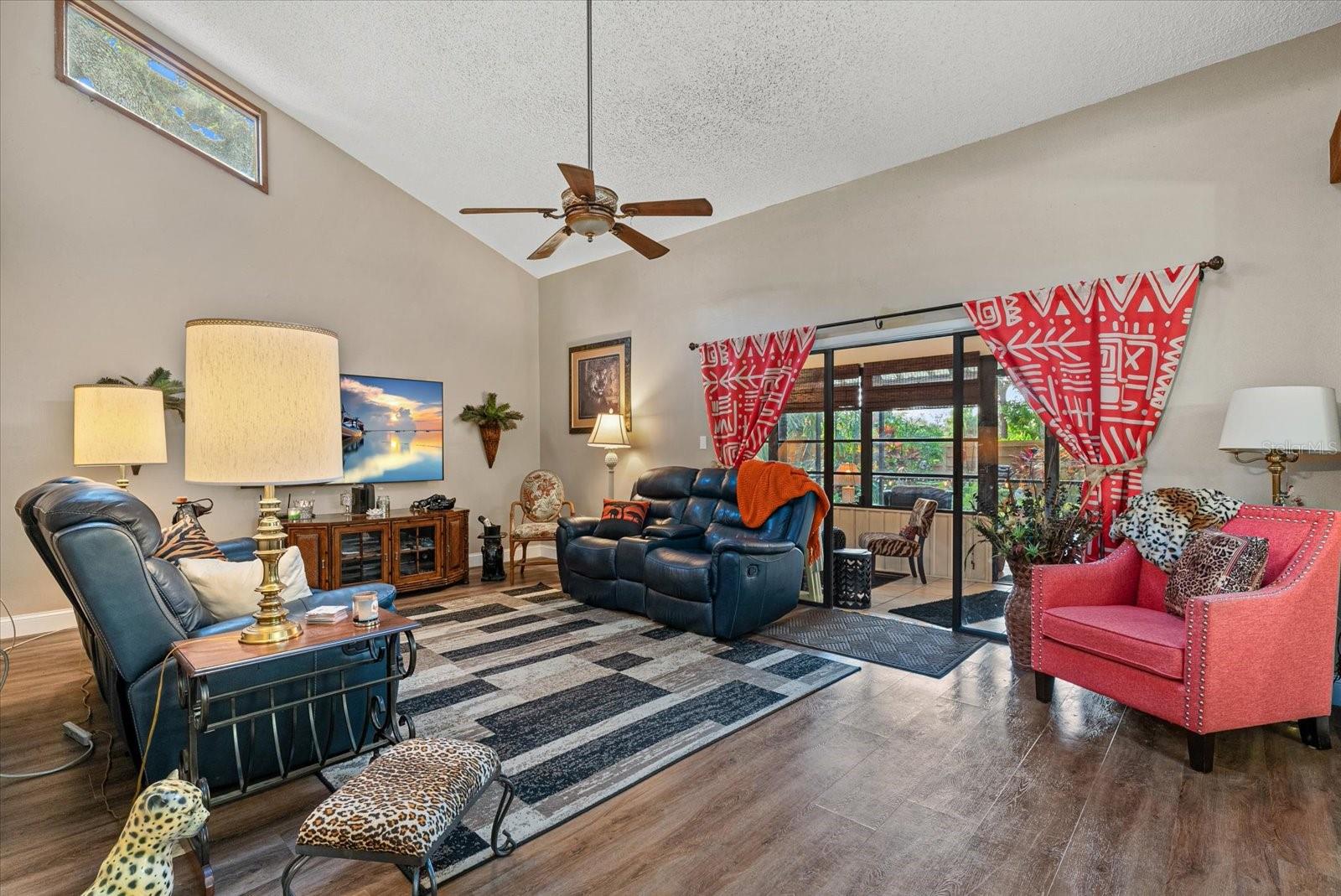 Image 3 of 60 For 2506 Songbird Lane