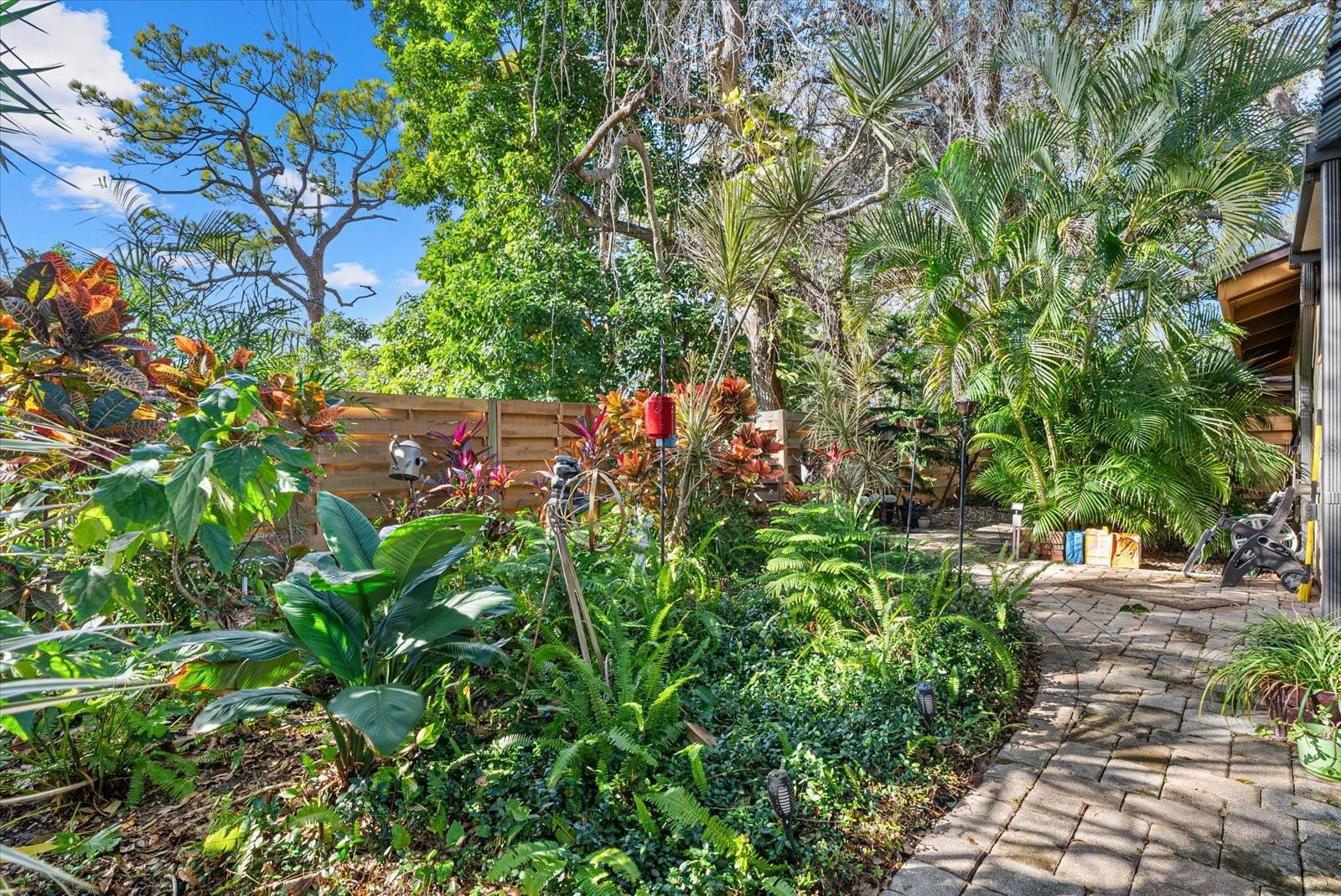 Image 34 of 60 For 2506 Songbird Lane