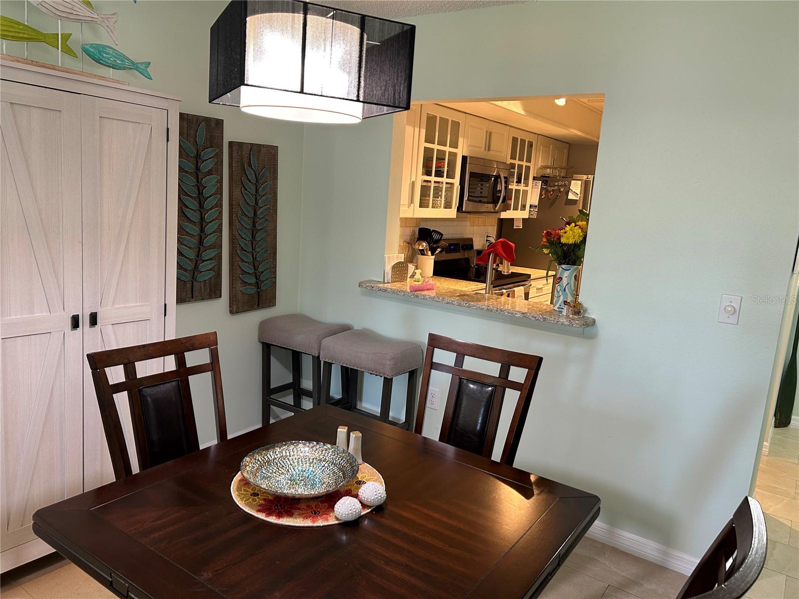 Image 14 of 33 For 4412 Spicewood Drive E