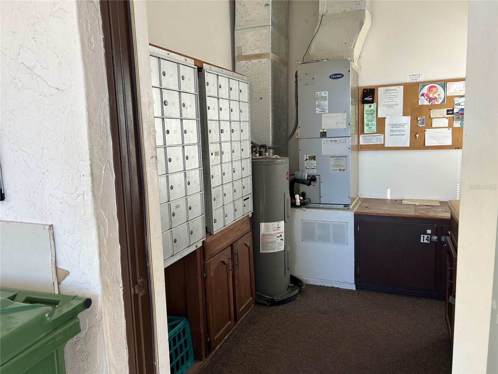 Image 28 of 33 For 4412 Spicewood Drive E