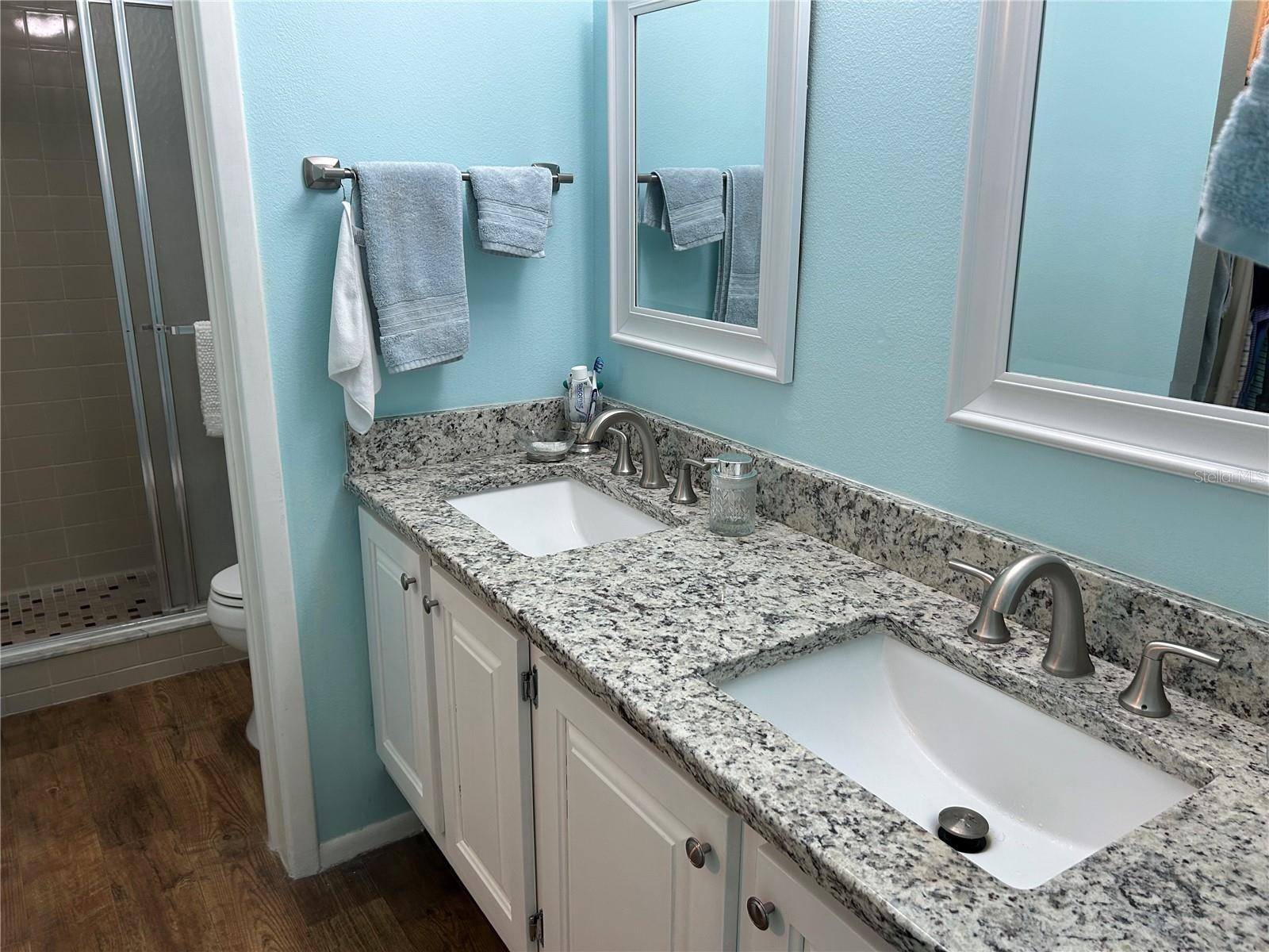 Image 5 of 33 For 4412 Spicewood Drive E