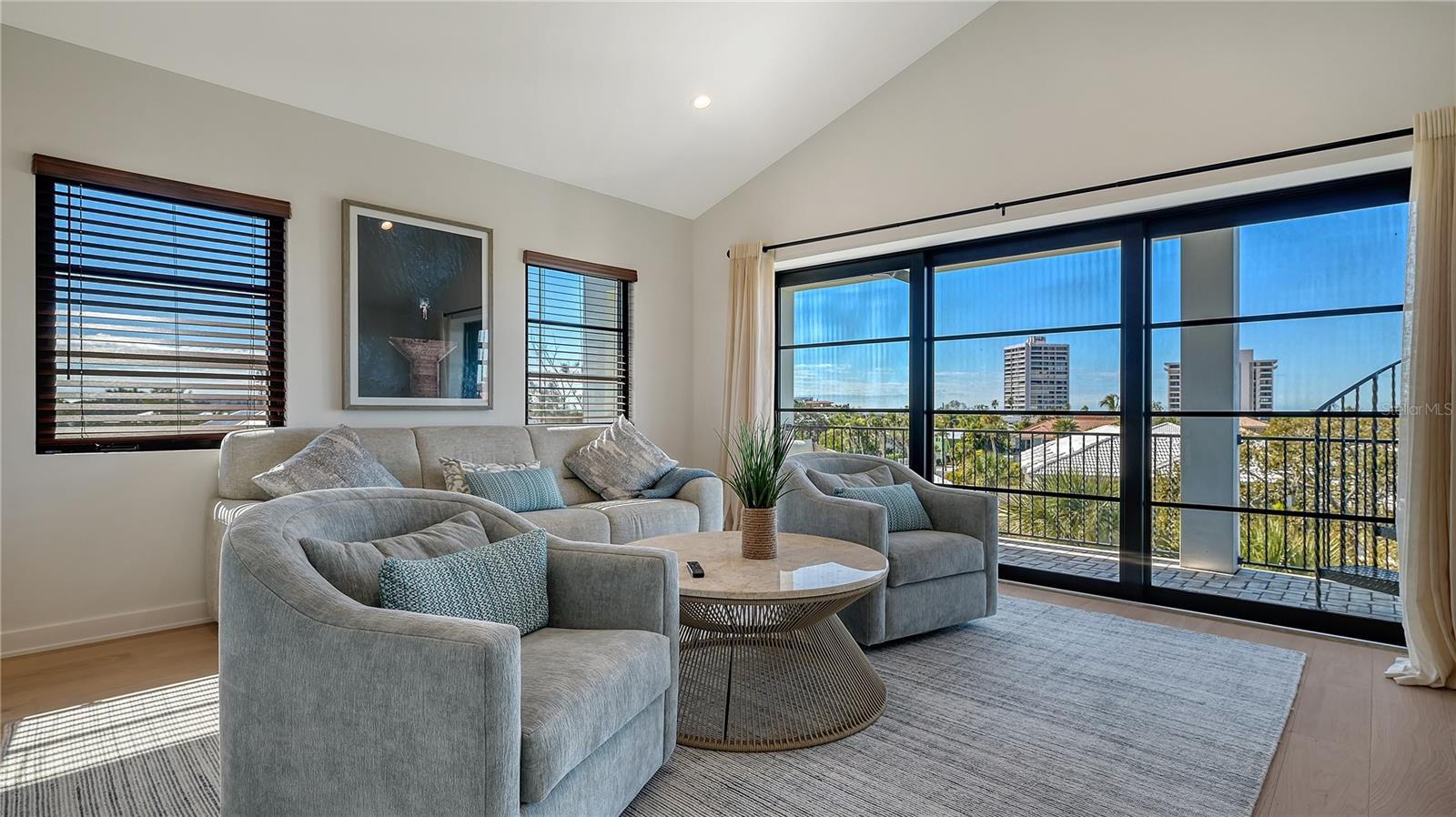 Image 31 of 60 For 5263 Avenida De Cortez