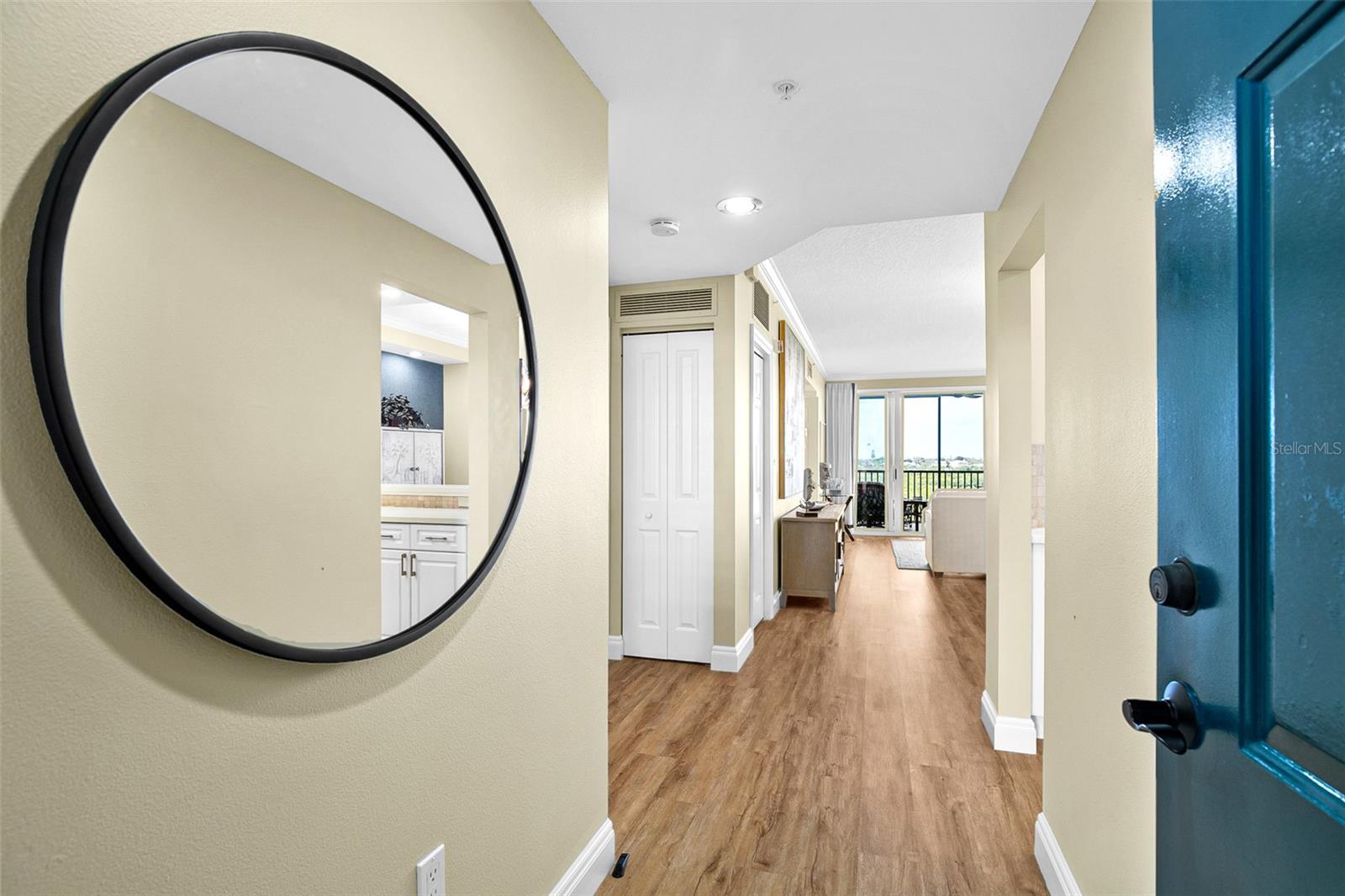 Image 10 of 58 For 5420 Eagles Point Circle 304