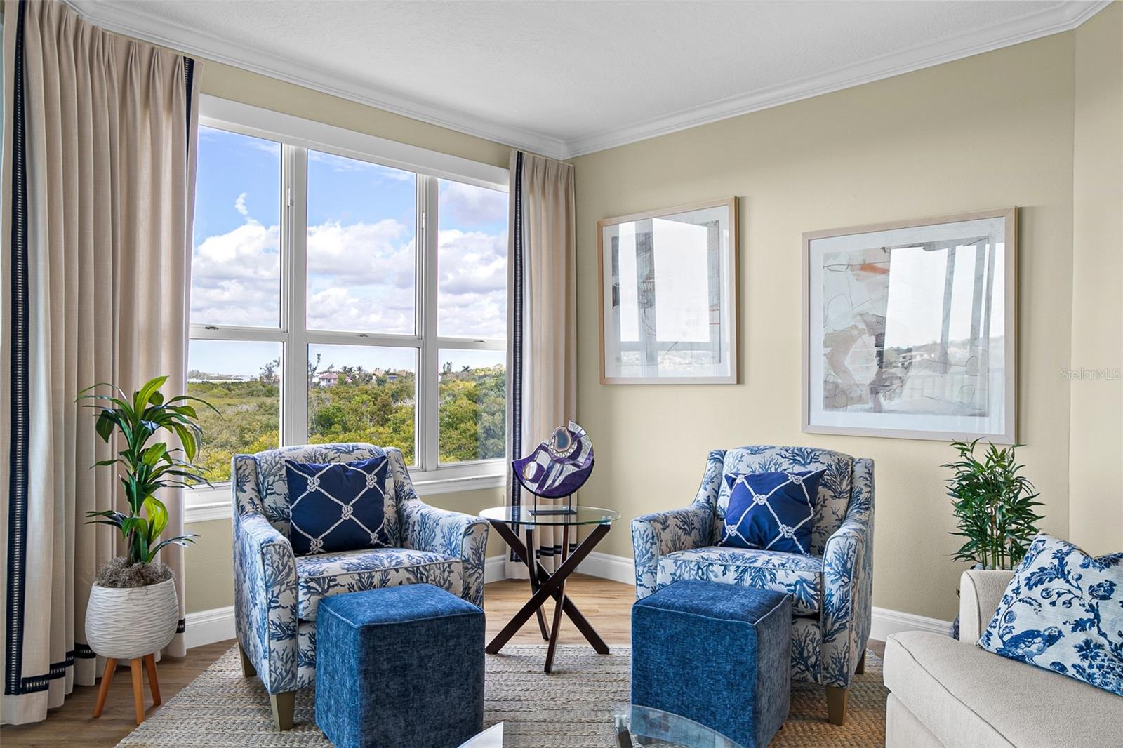 Image 34 of 58 For 5420 Eagles Point Circle 304