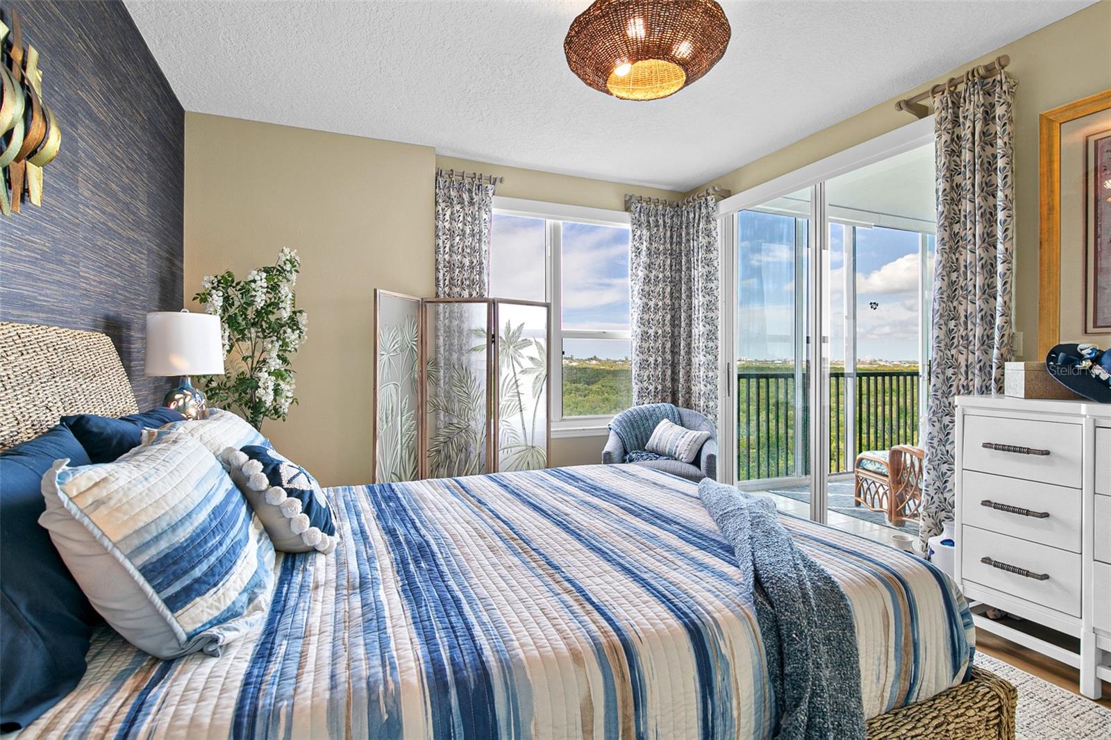 Image 37 of 58 For 5420 Eagles Point Circle 304