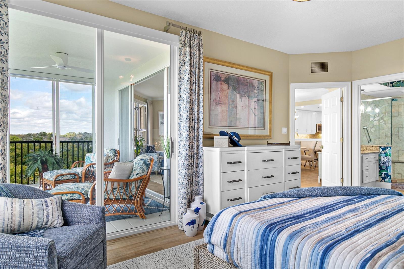 Image 38 of 58 For 5420 Eagles Point Circle 304