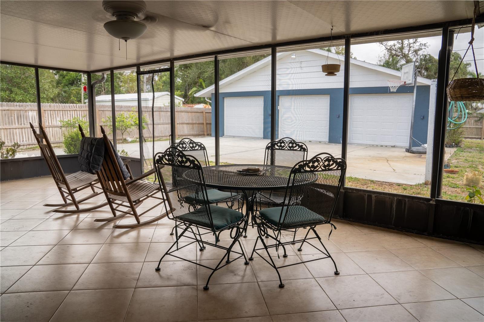 Image 15 of 20 For 2107 6th Street W