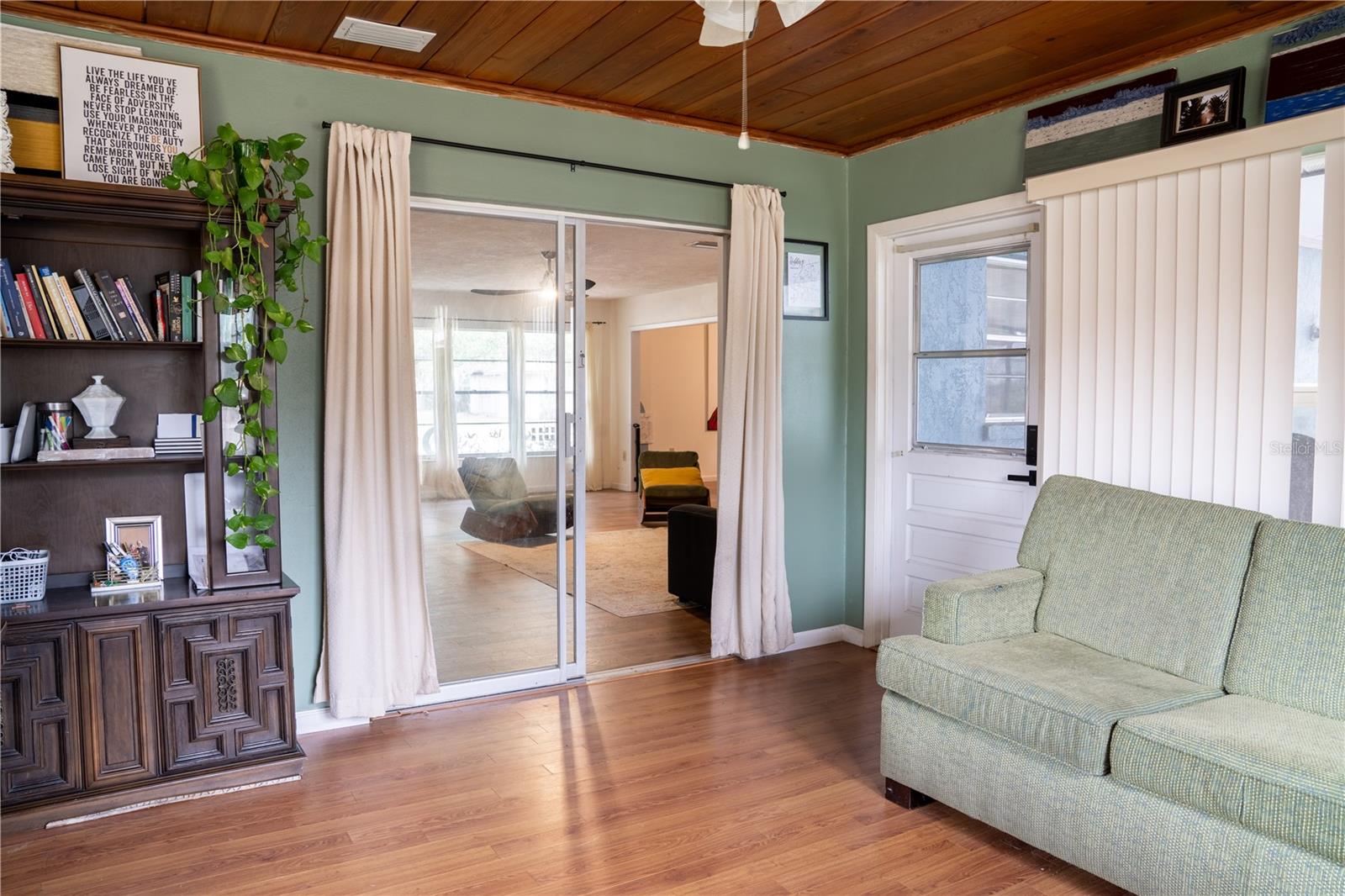 Image 6 of 20 For 2107 6th Street W