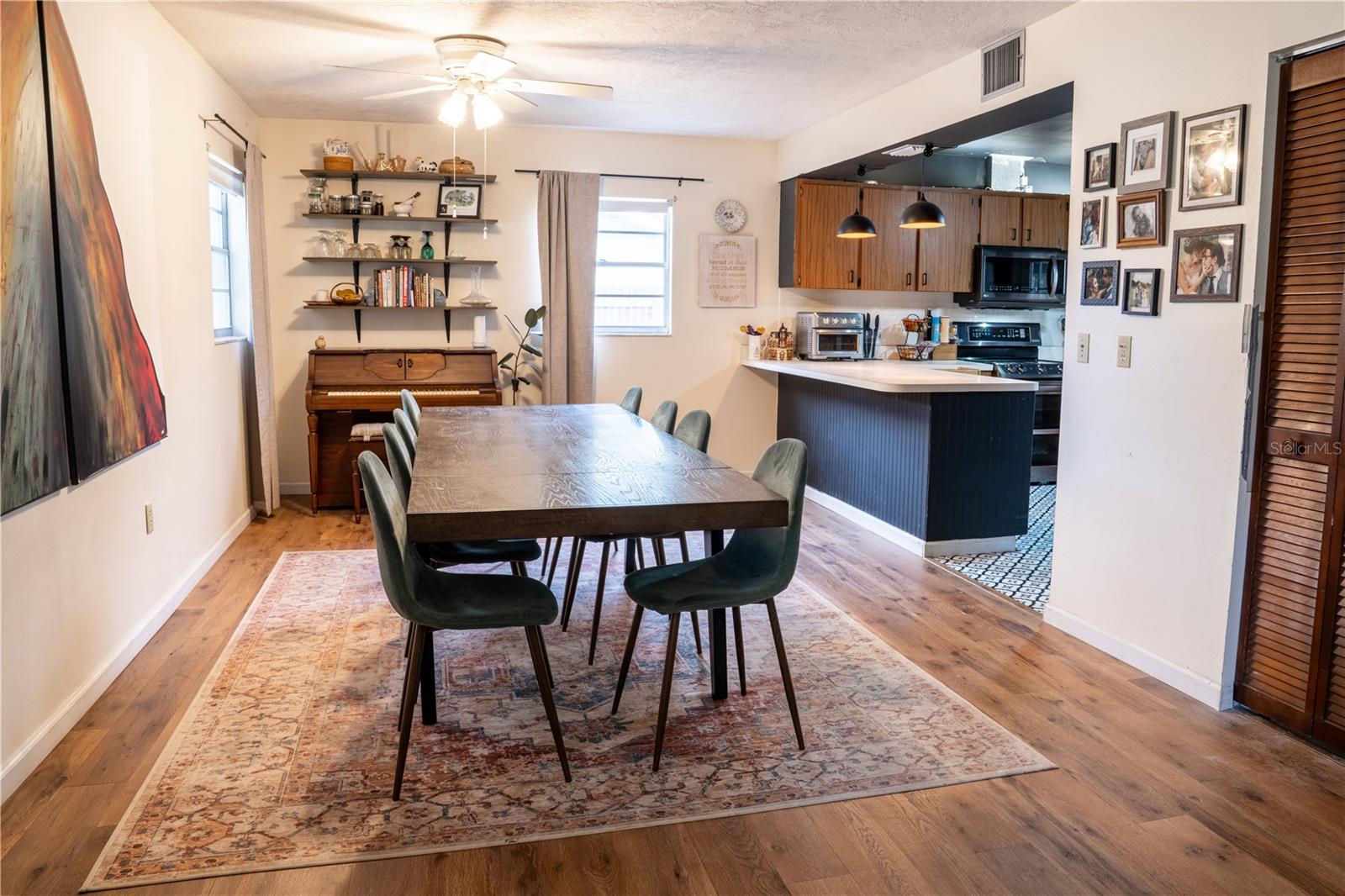 Image 7 of 20 For 2107 6th Street W