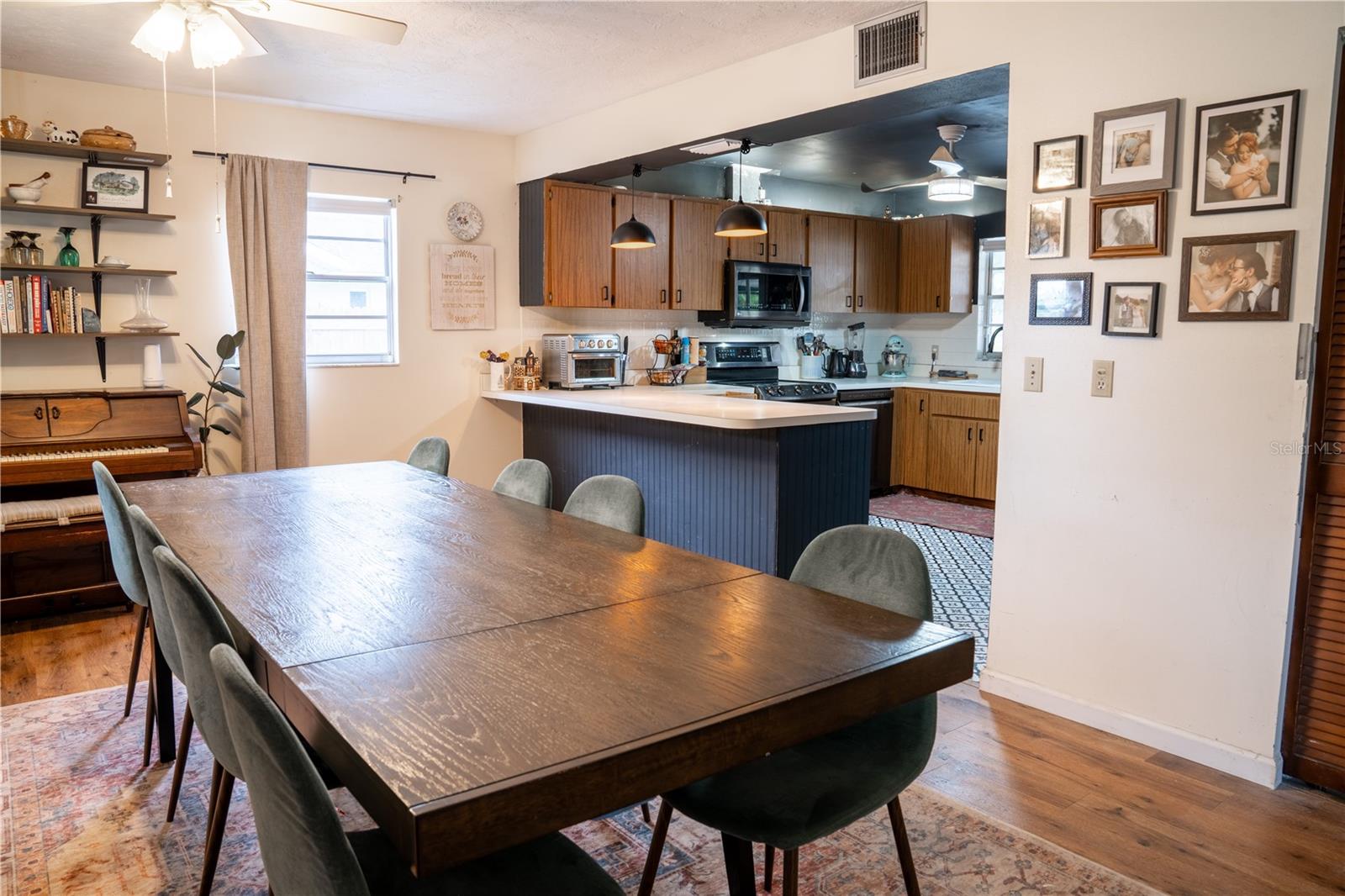 Image 8 of 20 For 2107 6th Street W