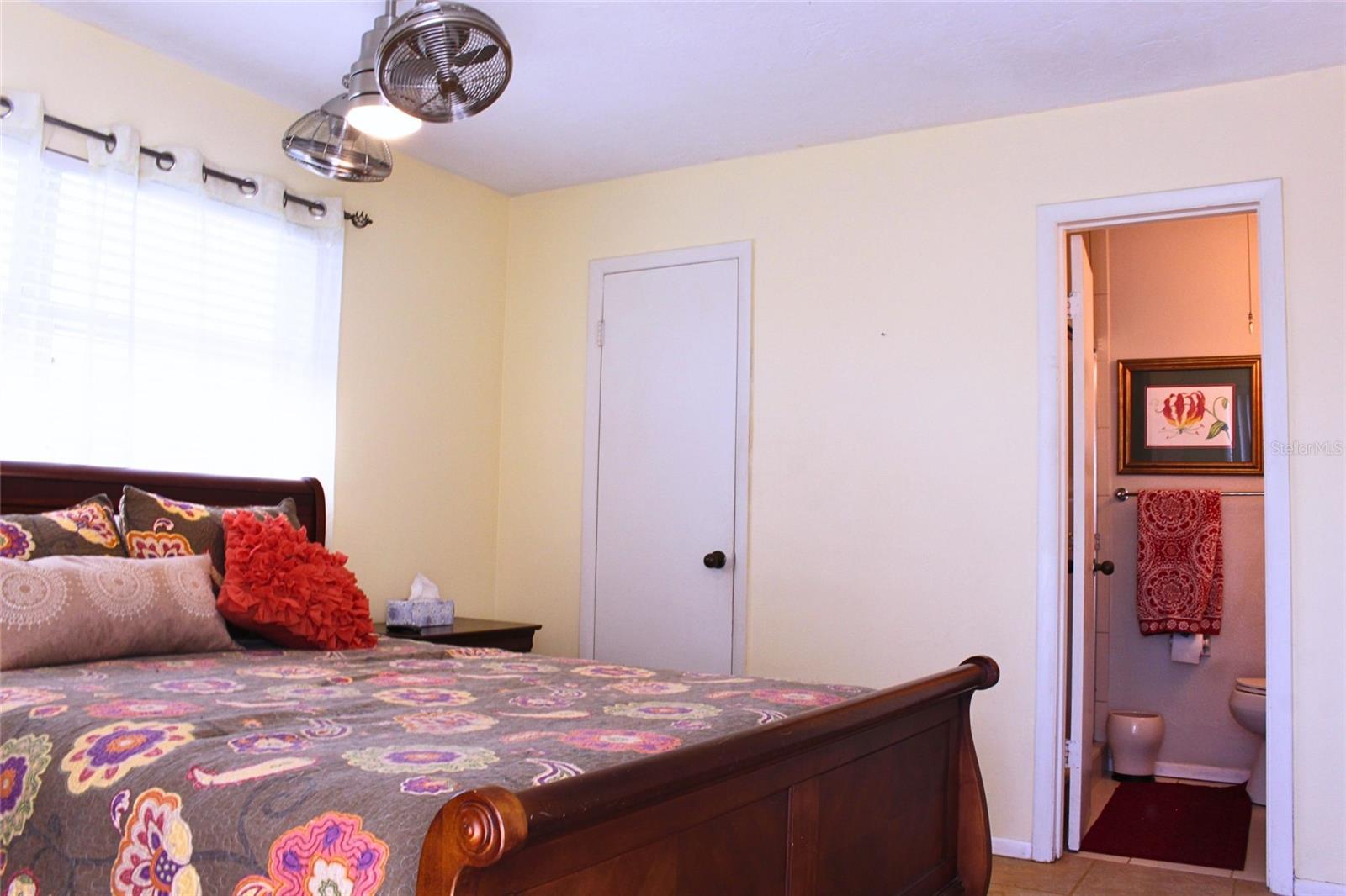 Image 19 of 25 For 2534 Waneta Drive