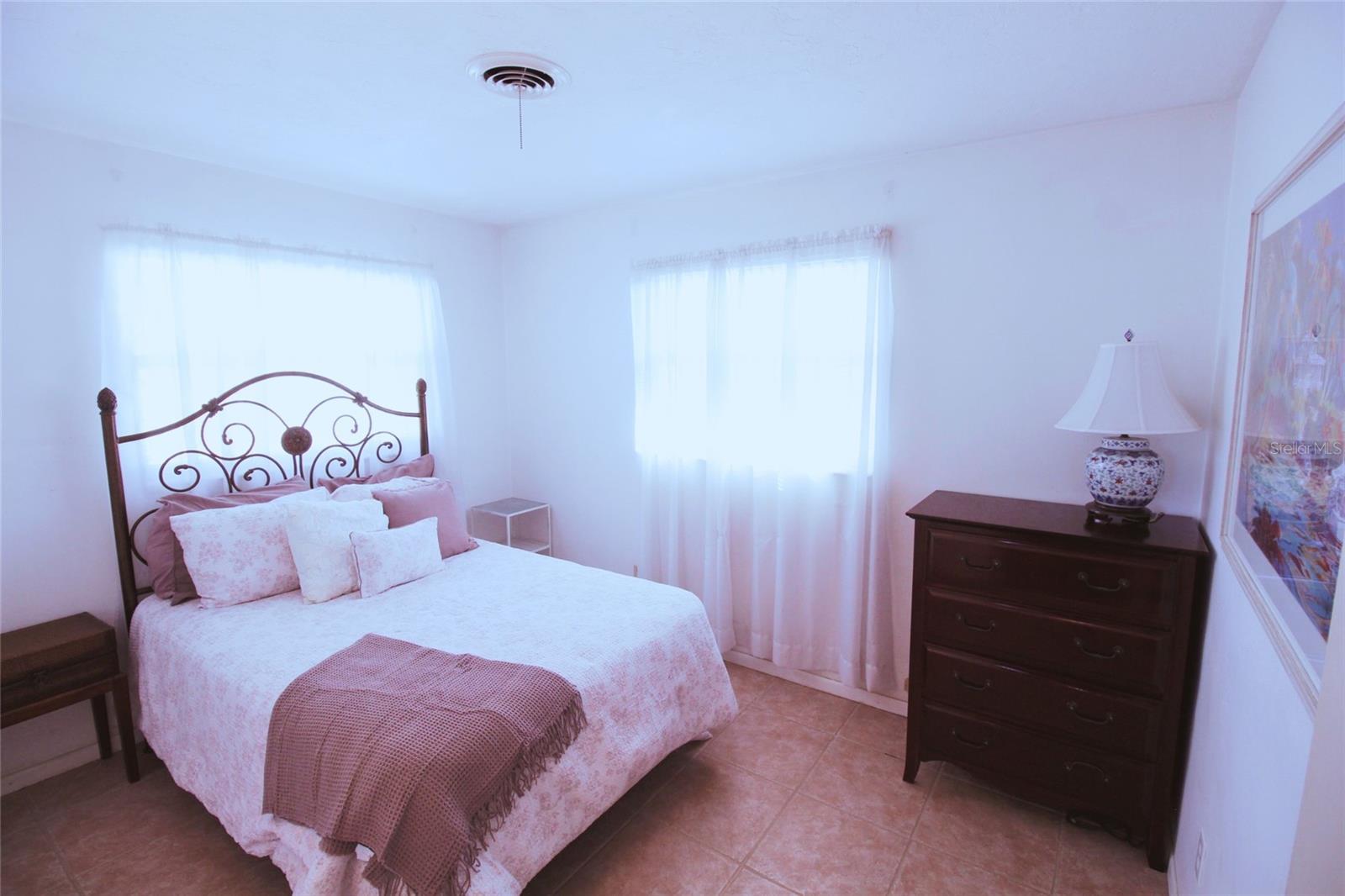 Image 21 of 25 For 2534 Waneta Drive