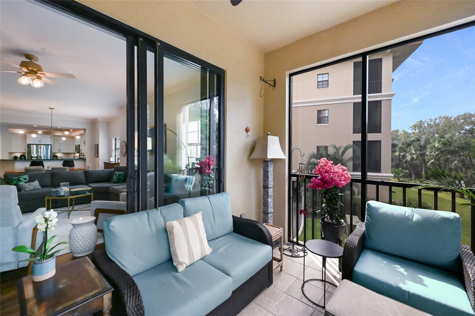 Image 11 of 52 For 7718 Lake Vista Court 201