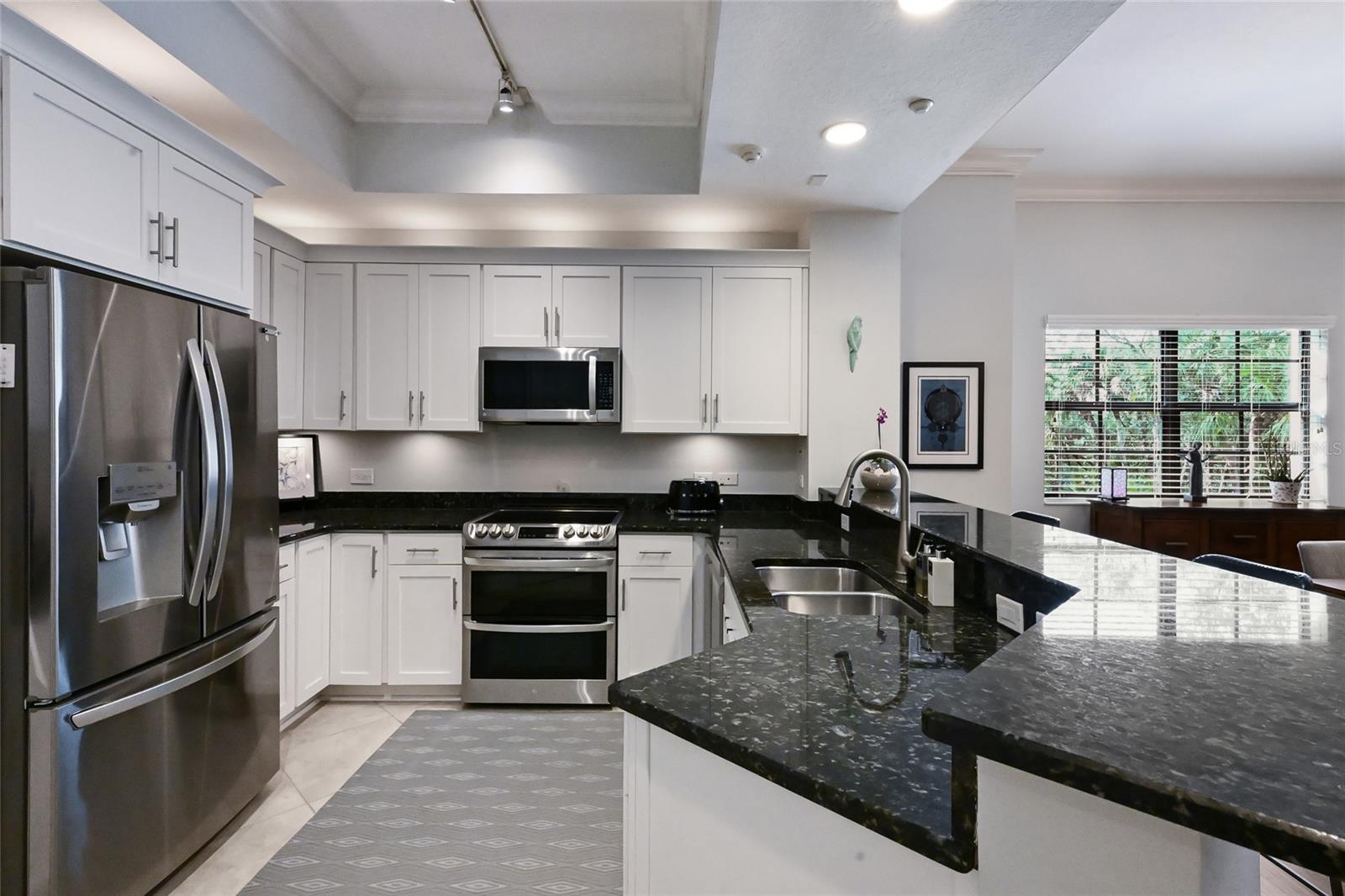 Image 13 of 52 For 7718 Lake Vista Court 201