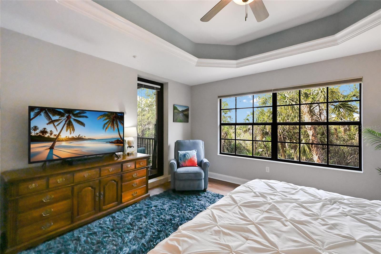 Image 24 of 52 For 7718 Lake Vista Court 201