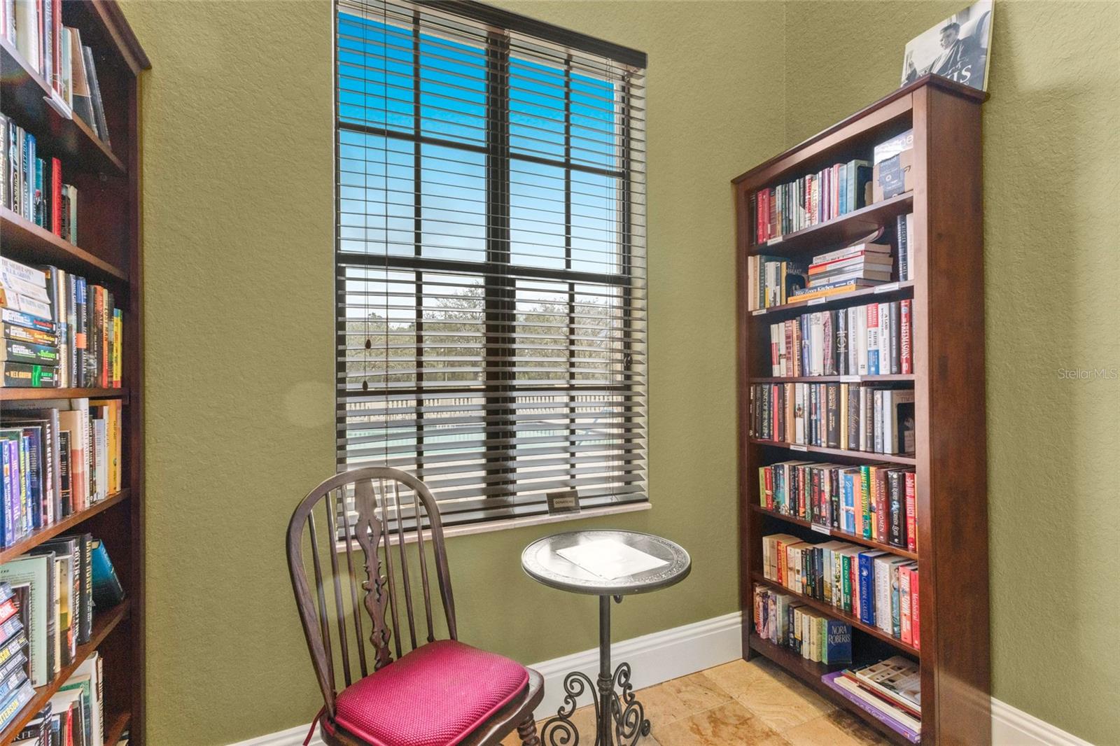 Image 36 of 52 For 7718 Lake Vista Court 201