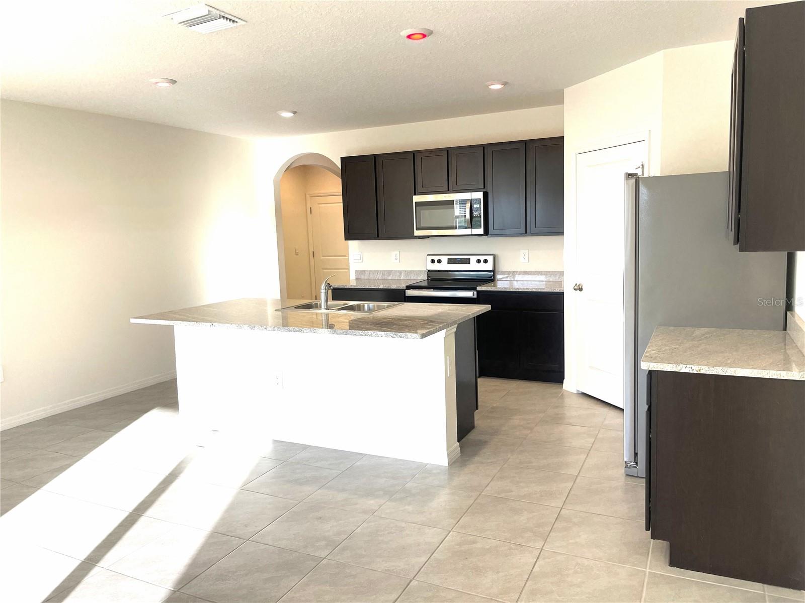 Image 5 of 20 For 17210 Reserva Drive