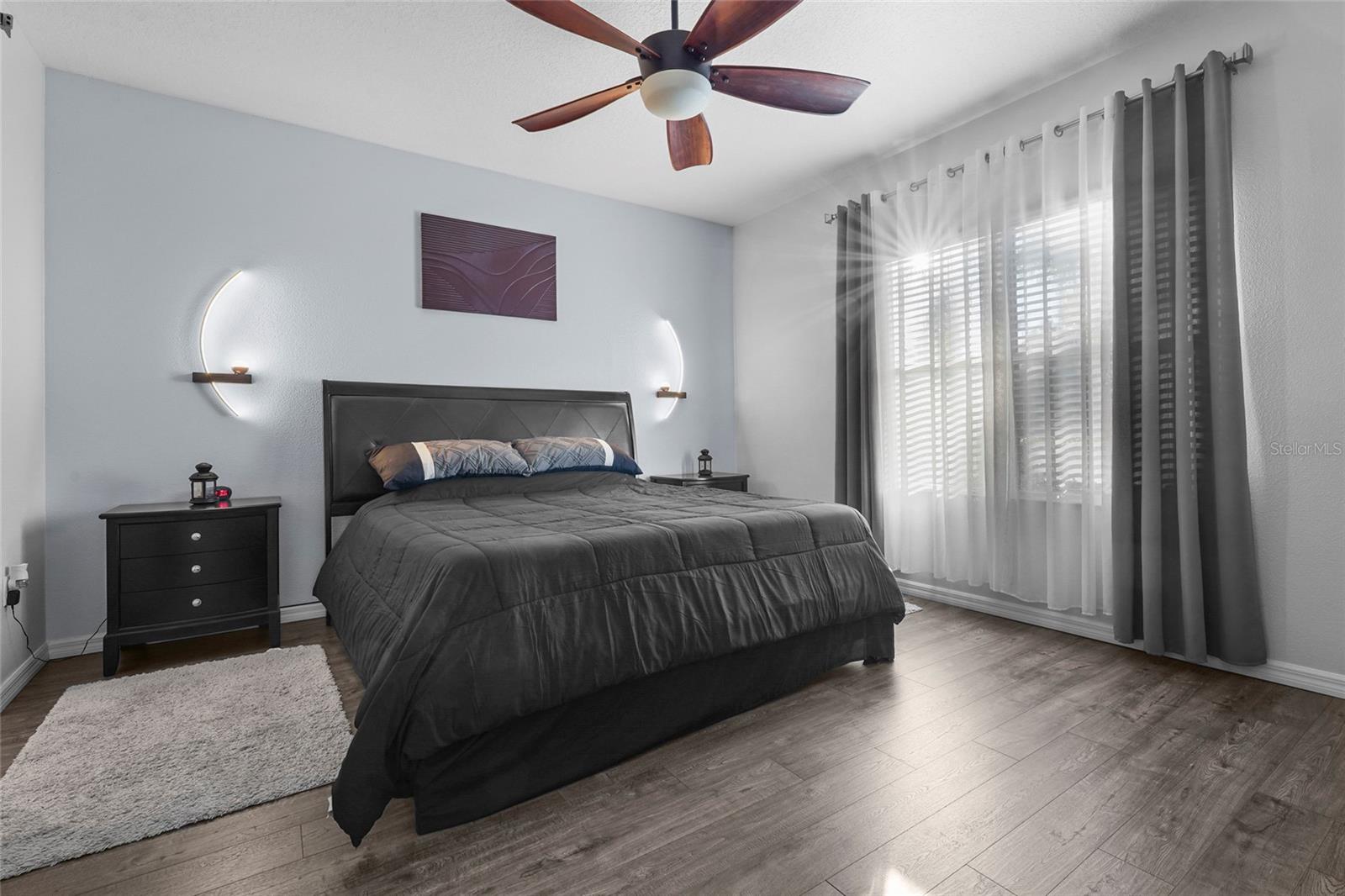 Image 22 of 73 For 1806 Lake George Cove