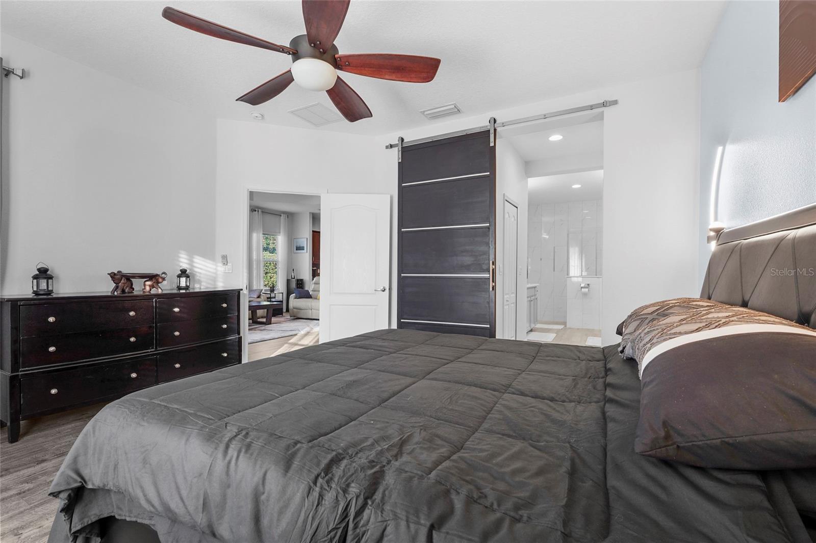 Image 24 of 73 For 1806 Lake George Cove