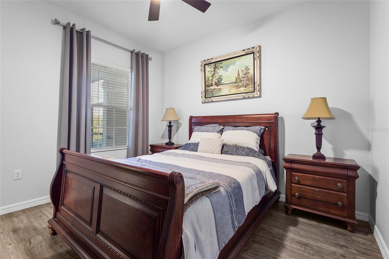 Image 33 of 73 For 1806 Lake George Cove