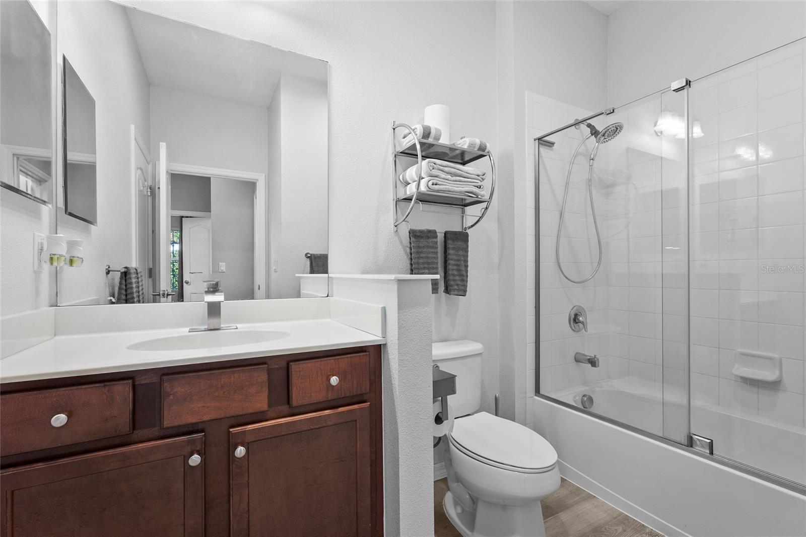 Image 36 of 73 For 1806 Lake George Cove