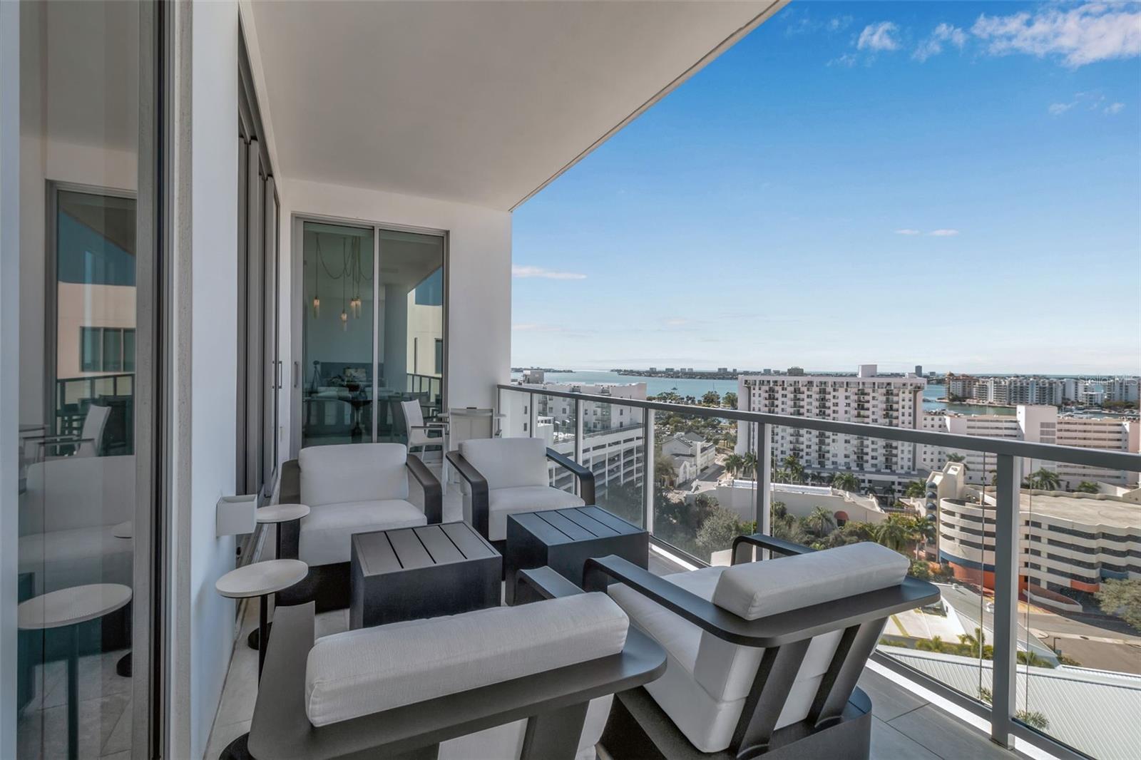 Image 32 of 69 For 111 Pineapple Avenue 1205