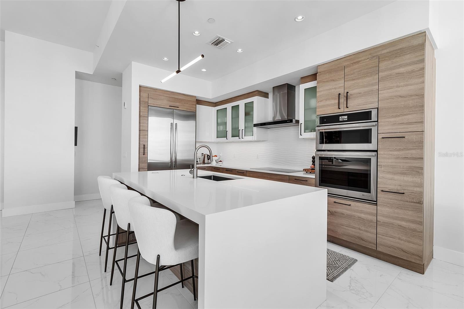 Image 9 of 69 For 111 Pineapple Avenue 1205