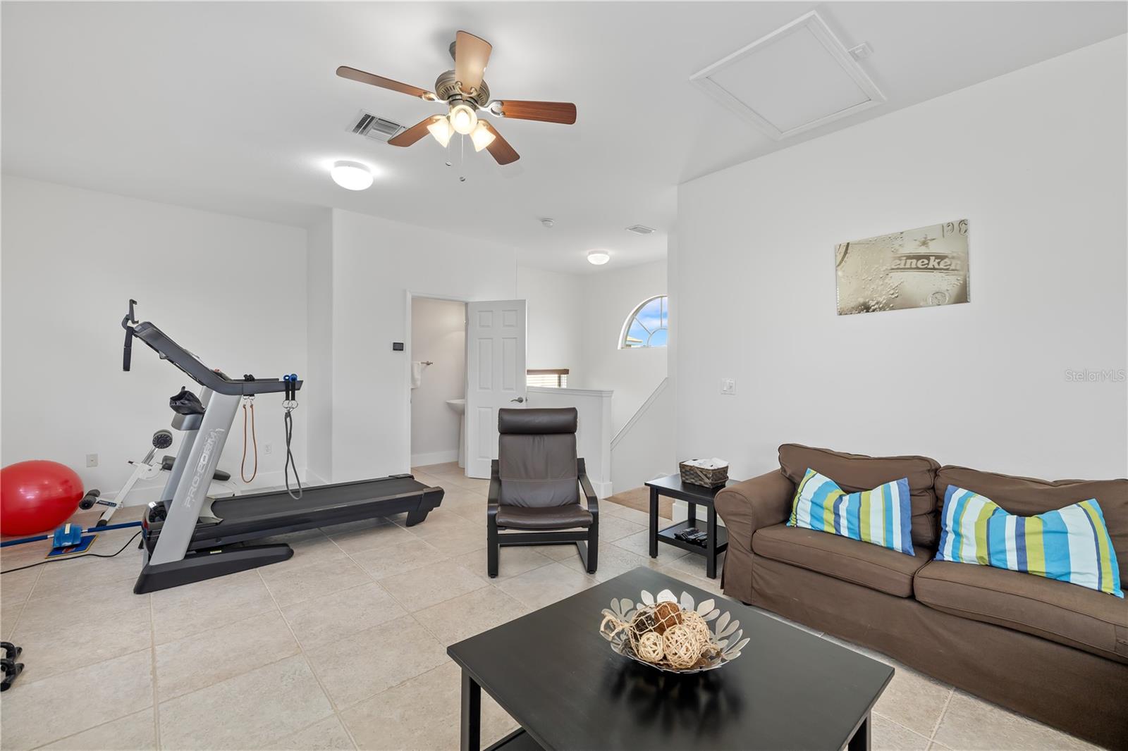 Image 31 of 54 For 12810 Daisy Place