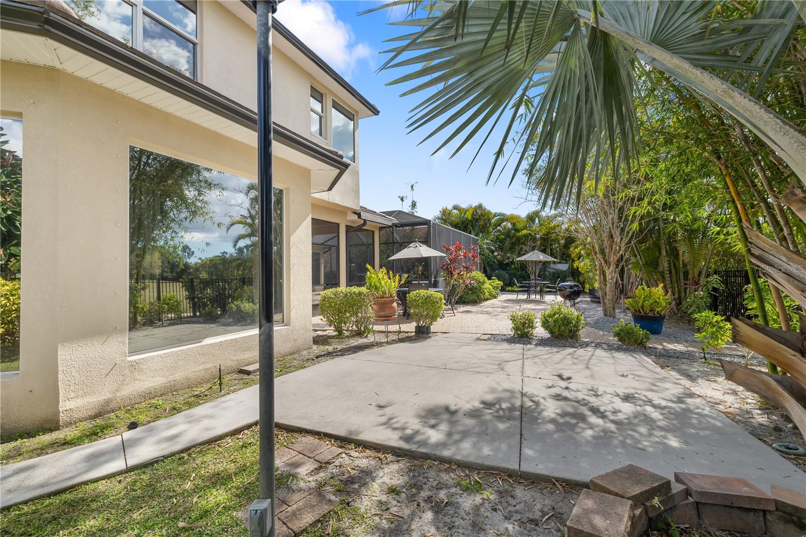 Image 37 of 54 For 12810 Daisy Place