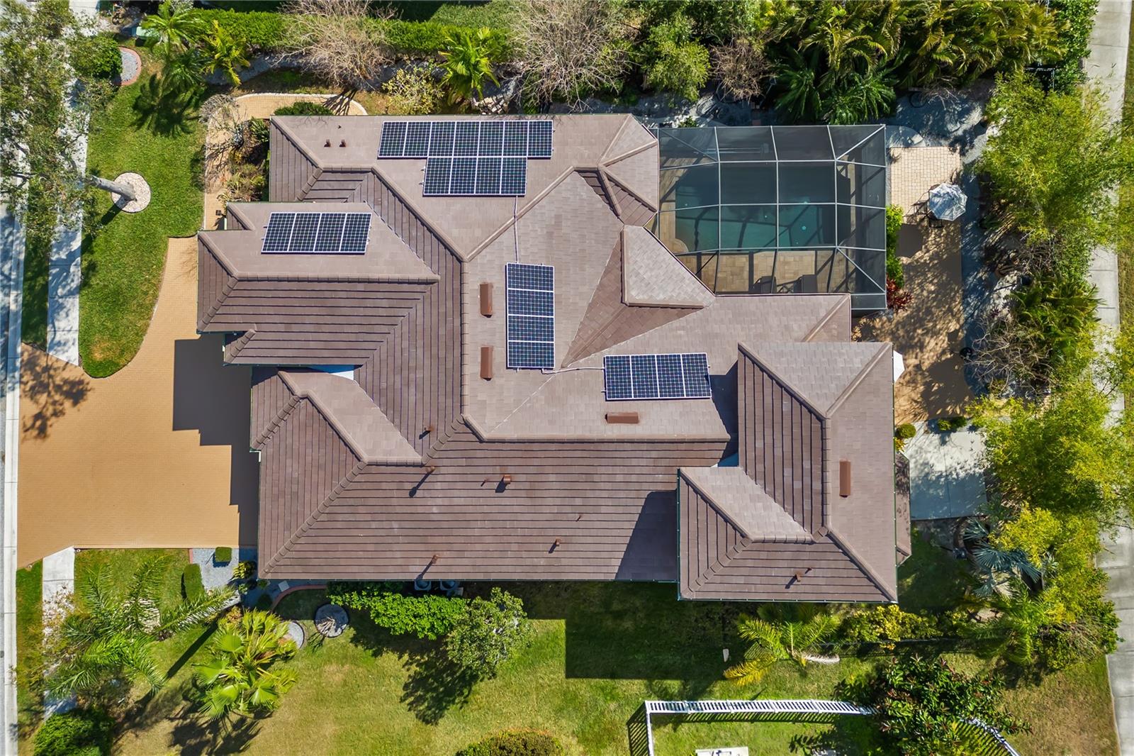 Image 39 of 54 For 12810 Daisy Place